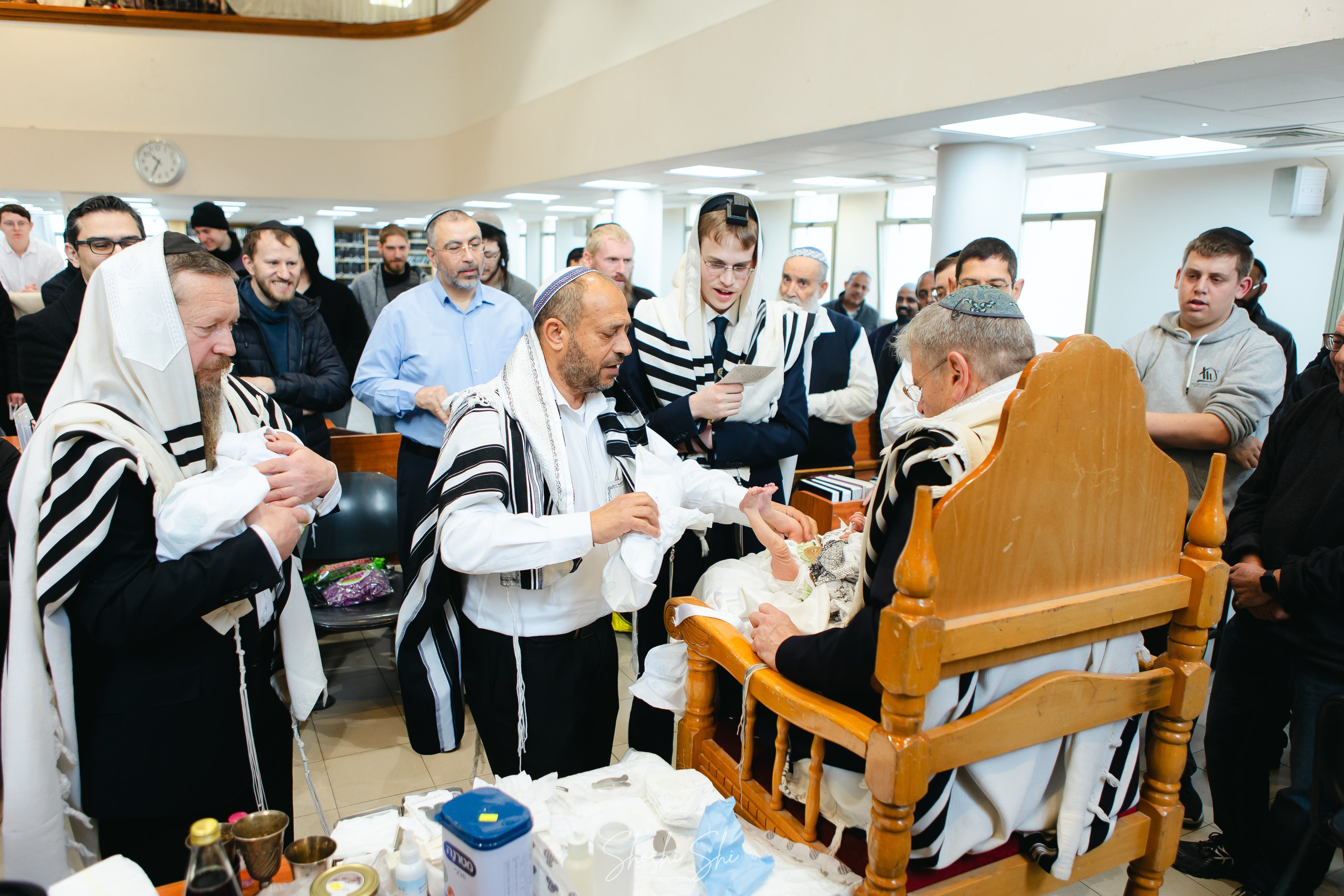 BRIT TWINS. Https://shi-photo.com/