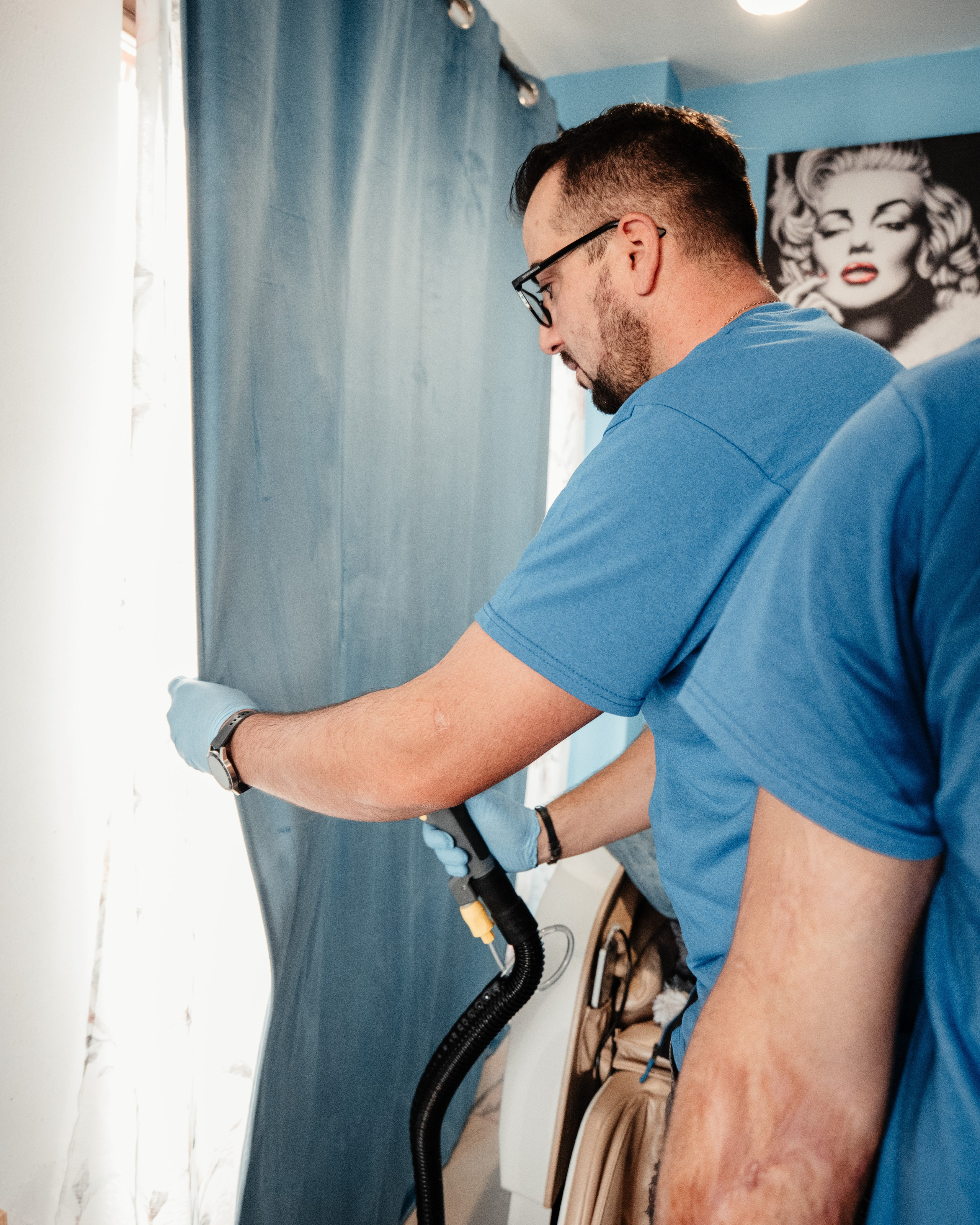 CLEVER CLEANING. Freesh Media Products