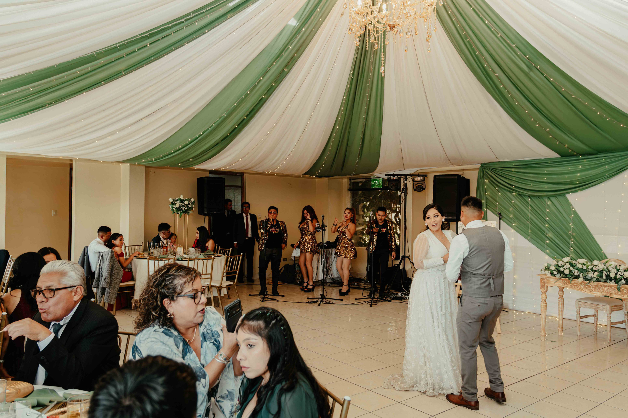 VICTOR Y MELANY BODA CIVIL. Studio KVTA | Fotografía y Video de Bodas en Arequipa