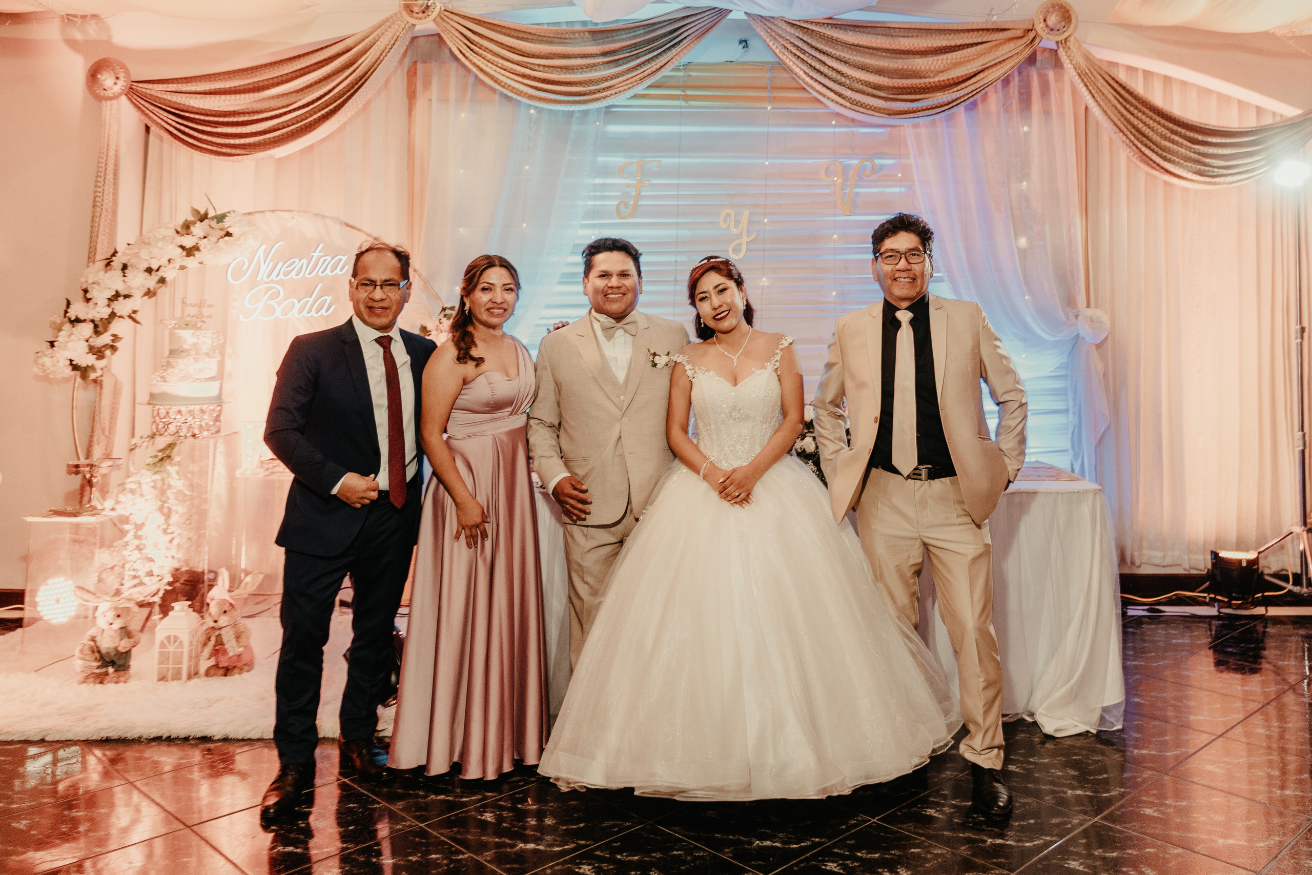VANESSA + FRANKLIN BODA RELIGIOSA. Studio KVTA | Fotografía y Video de Bodas en Arequipa