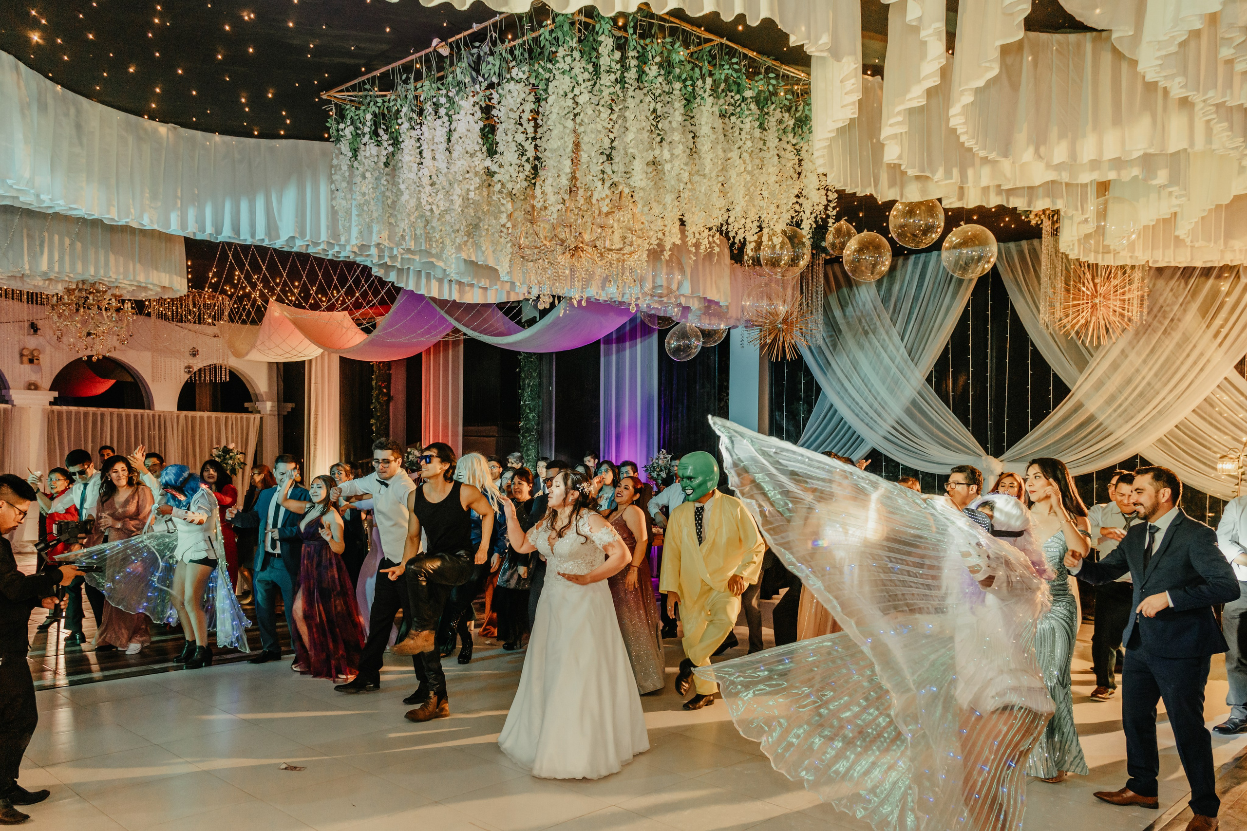 VANIA + LUIS BODA CIVIL. Studio KVTA | Fotografía y Video de Bodas en Arequipa