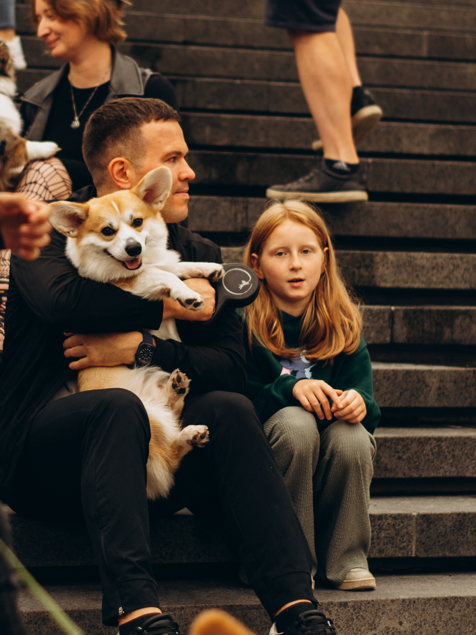 Corgi party, september. Kat Laisaar — Pet photographer in Tallinn
