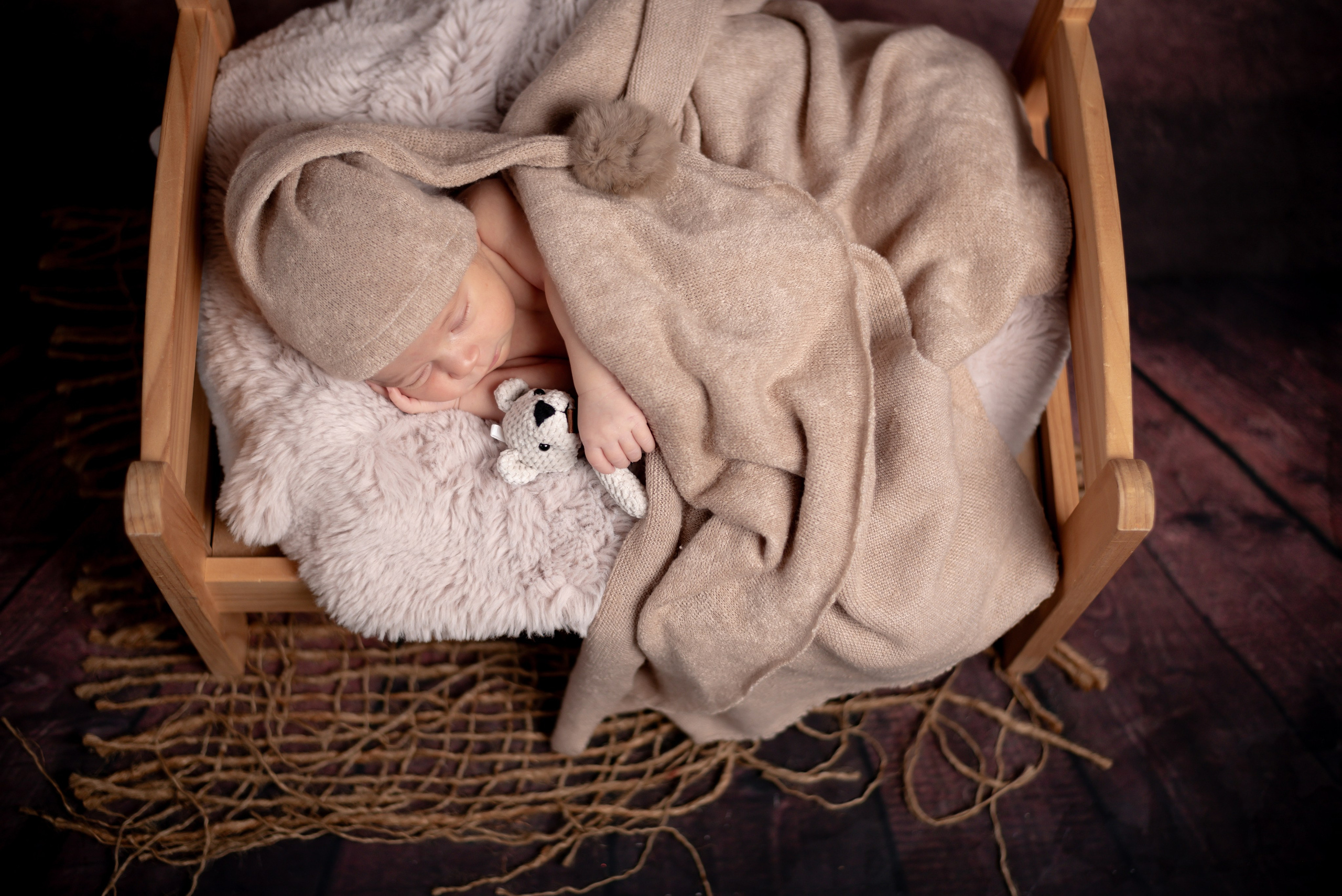 Newborn Photoshoot. Professional Photograher, Antwerpen/Belgium