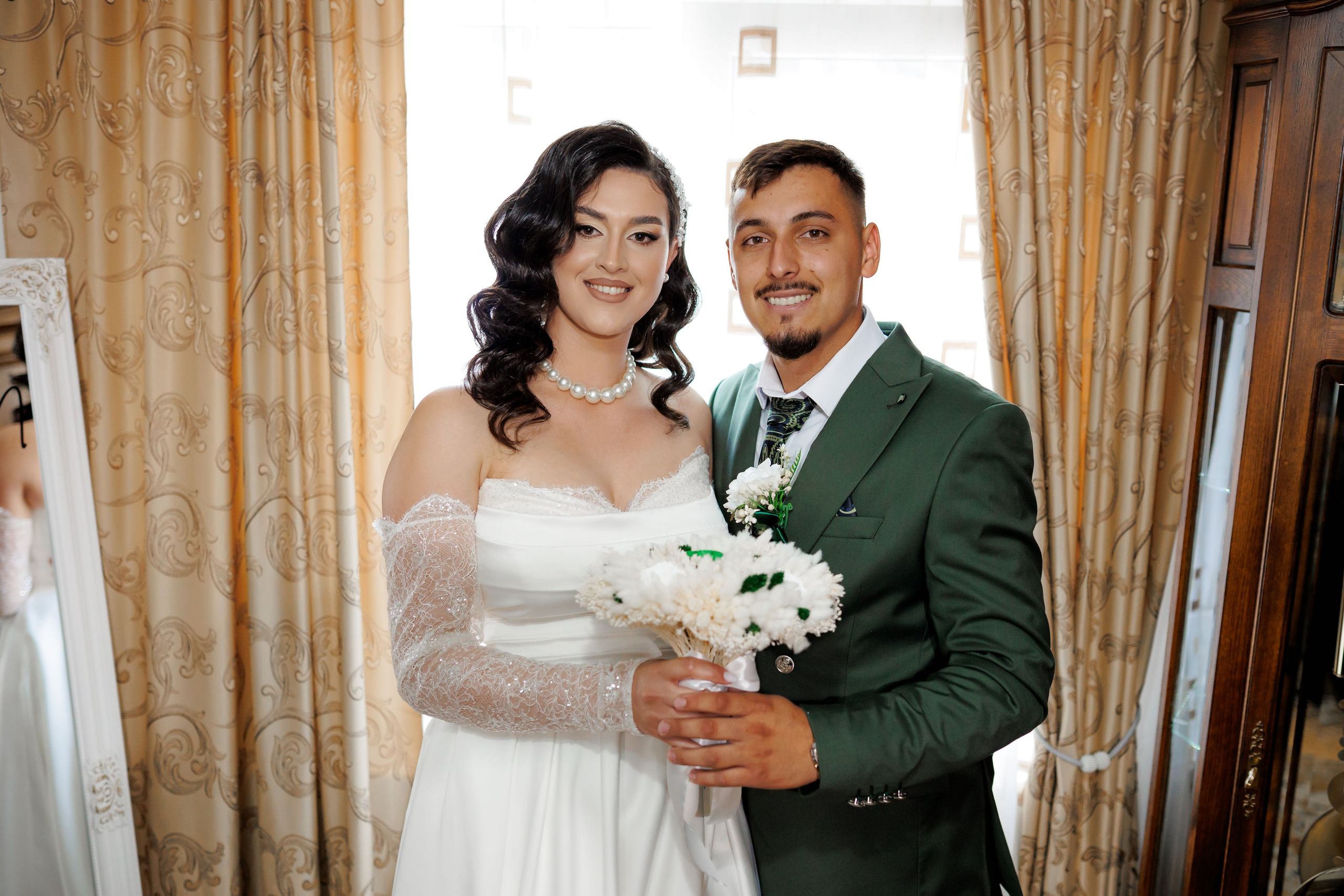 Nunta Nicoleta & Răzvan | Fotografie & Videografie Profesională. Servicii foto-video profesionale, pentru momente de neuitat