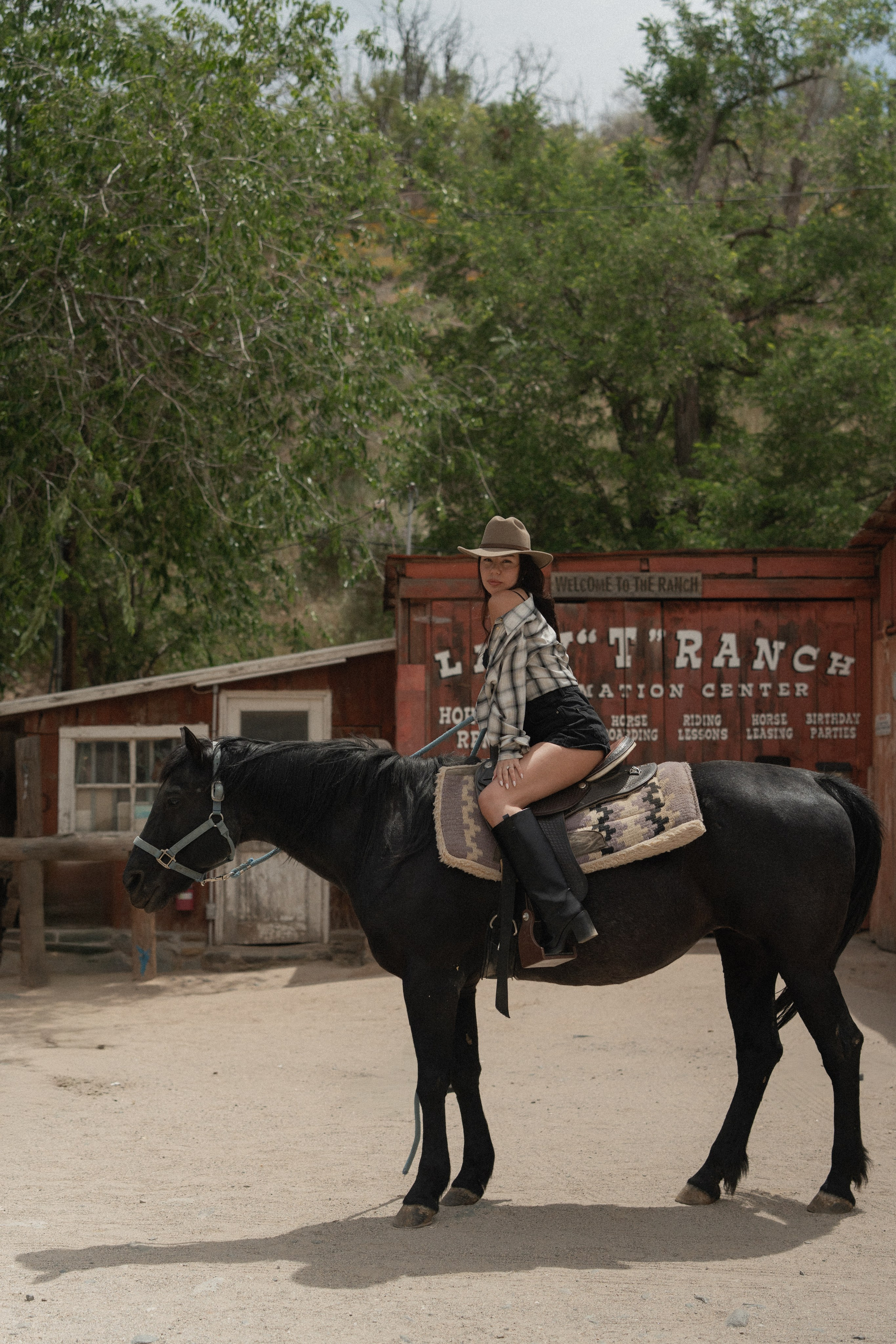 Wild West Rancho. Woman Photoshoot. Portrait, family, maternity & wedding photography & videography in SoCal Kseni Vibe