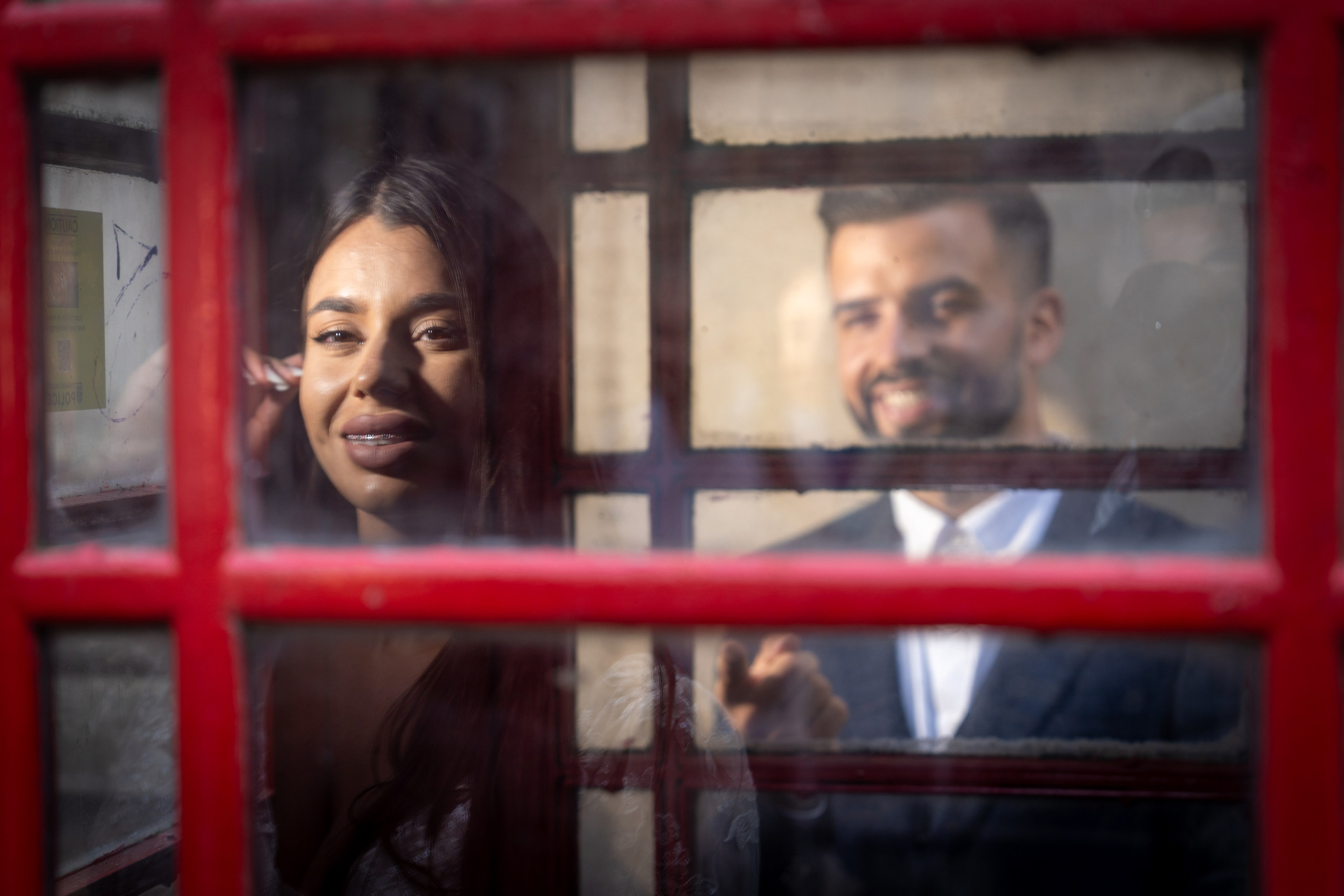 ANDREI & ANDREEA -trash the dress. Main