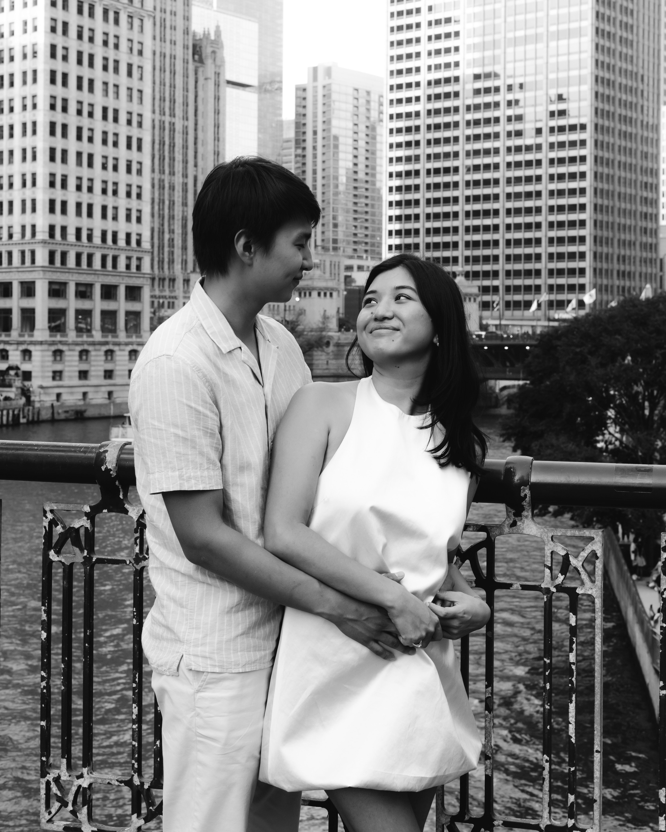 Downtown Chicago Couples Session — Chicago Photographer — Margarita Chudinova