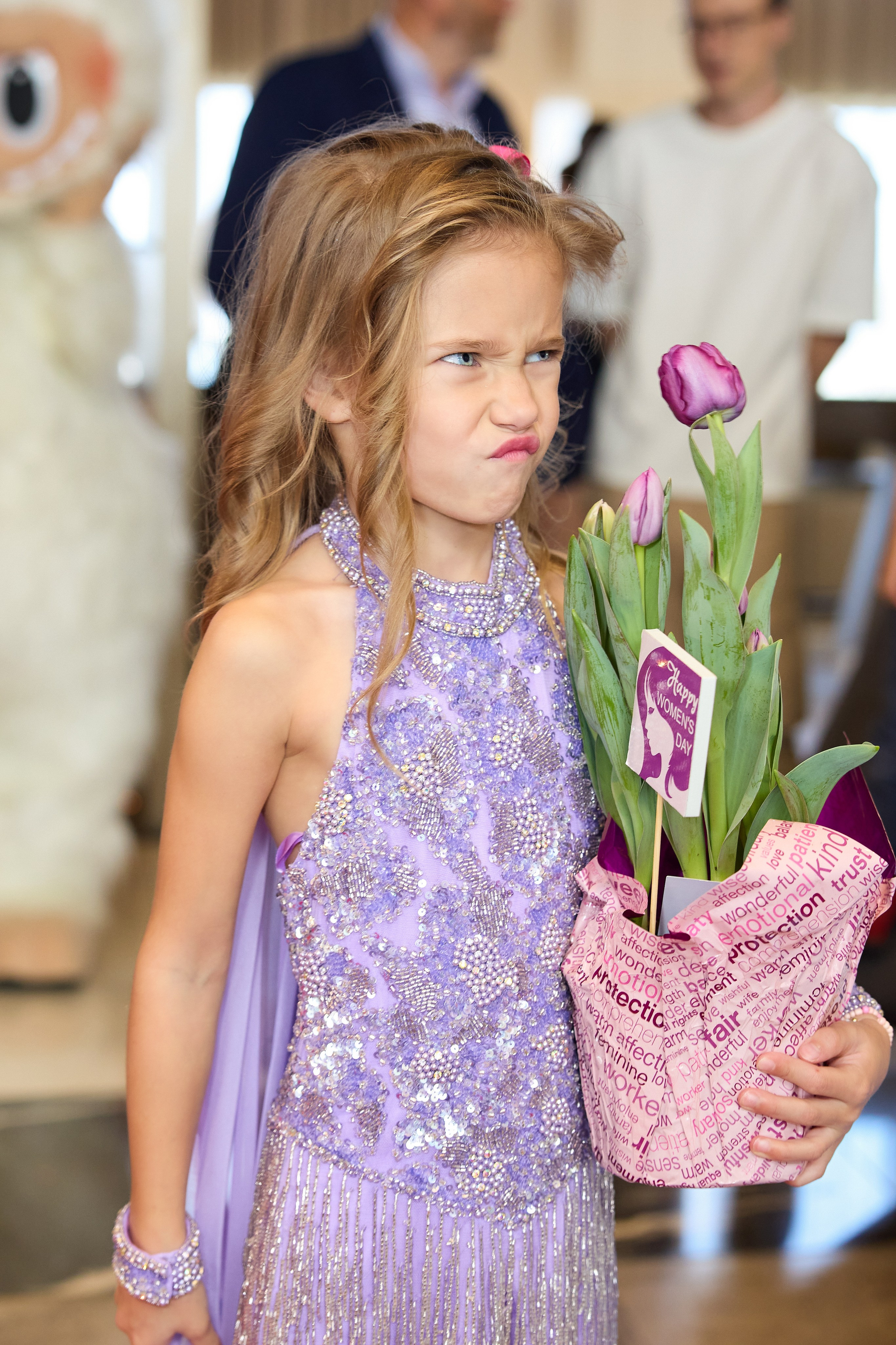 Авторская благотворительная художественная выставка Дианы Бортник. Фотограф Юлия Маковеева