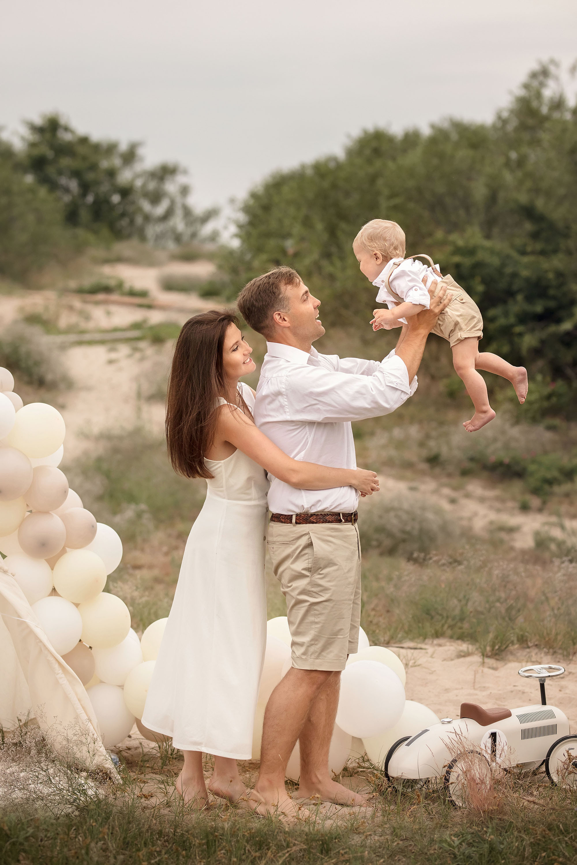 Gimtadienis gamtoje. Šeimos ir vaikų fotografė Klaipėdoje Kira Krasnaja