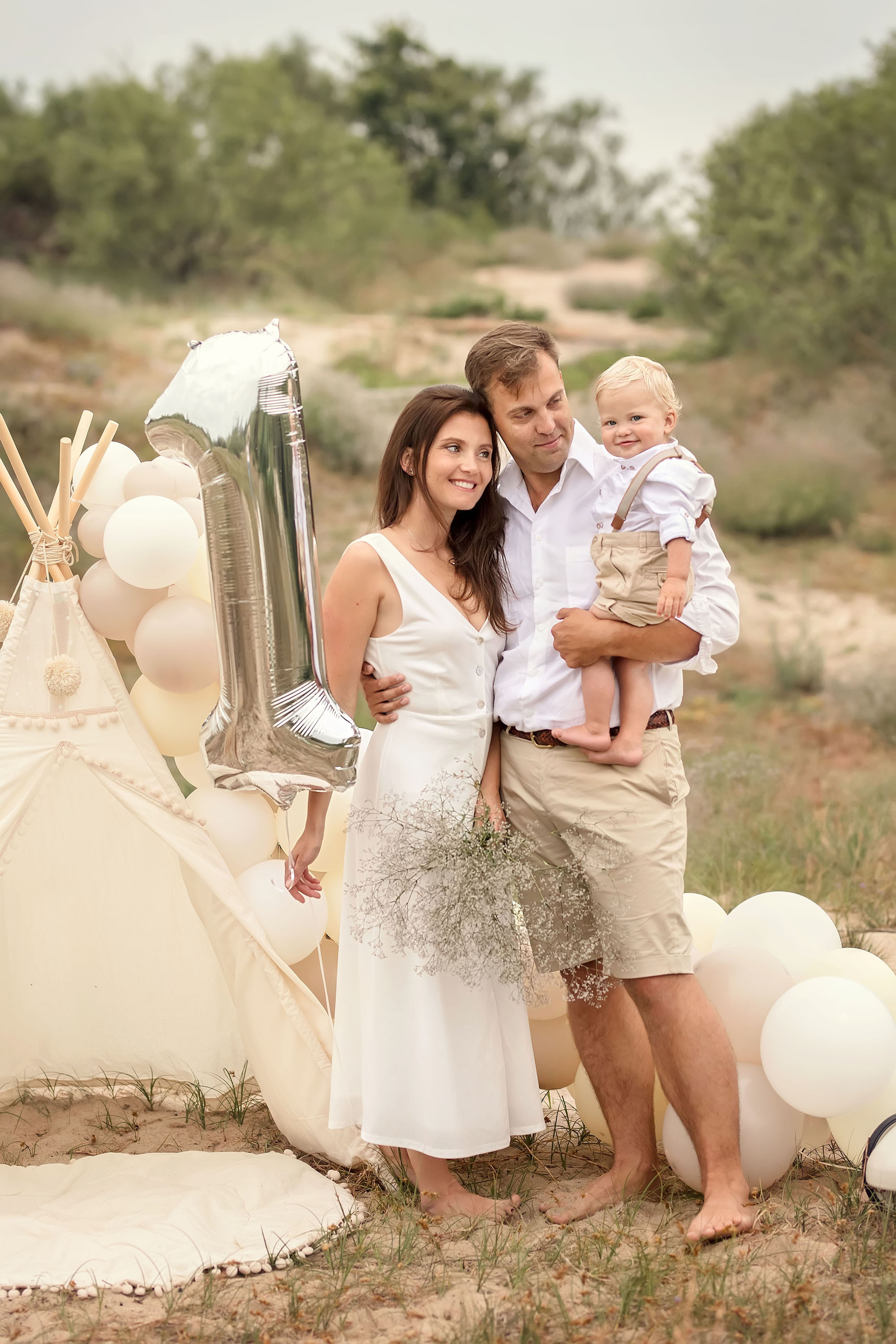 Gimtadienis gamtoje. Šeimos ir vaikų fotografė Klaipėdoje Kira Krasnaja