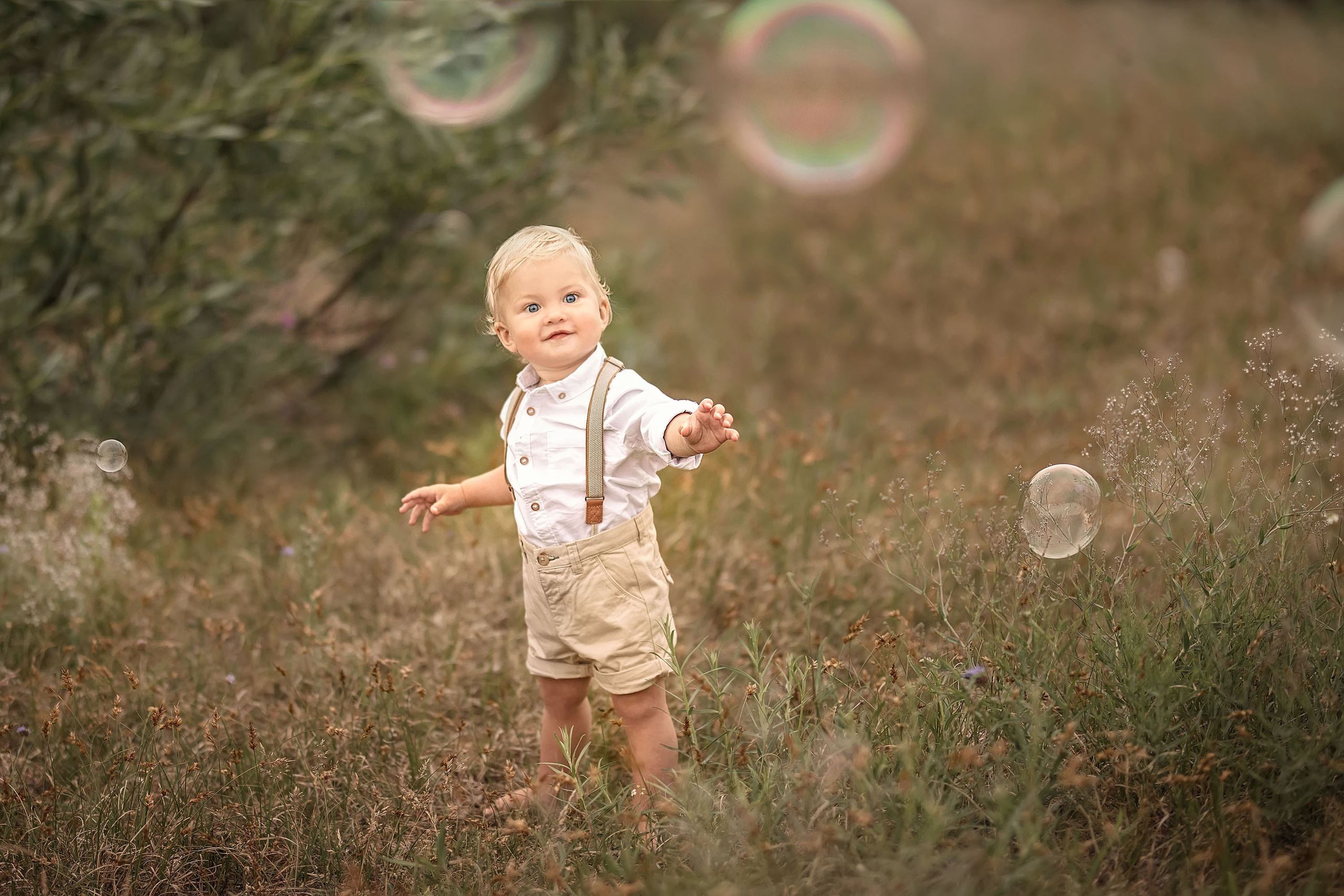 Gimtadienis gamtoje. Šeimos ir vaikų fotografė Klaipėdoje Kira Krasnaja