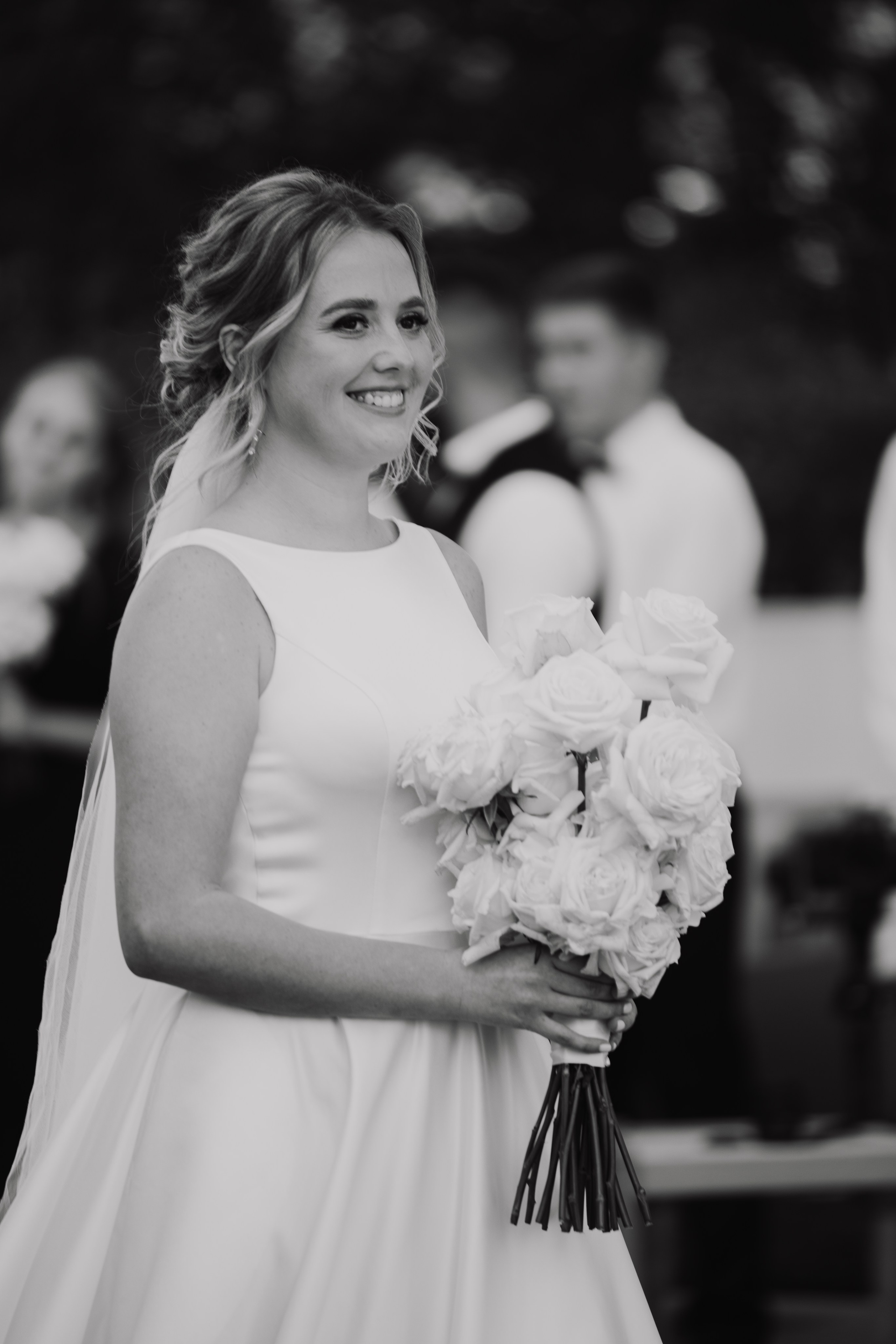 Wedding photography. Eikanmedia | Photographer and videographer capturing weddings, families, engagements, pregnancy & newborns | Vancouver, WA | USA