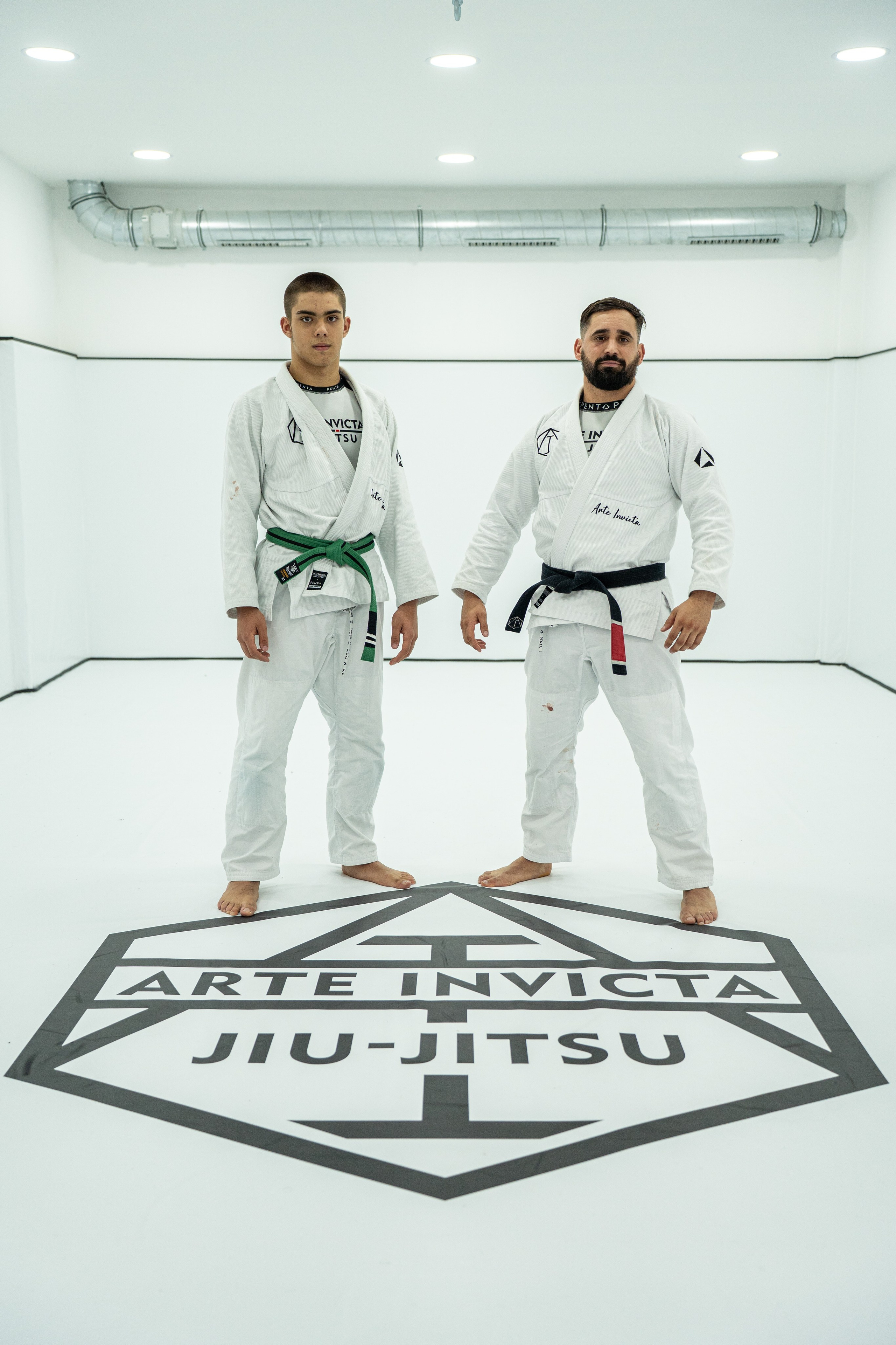 Arte Invicta — Graduação de Faixa. Frames by Giovani Braga