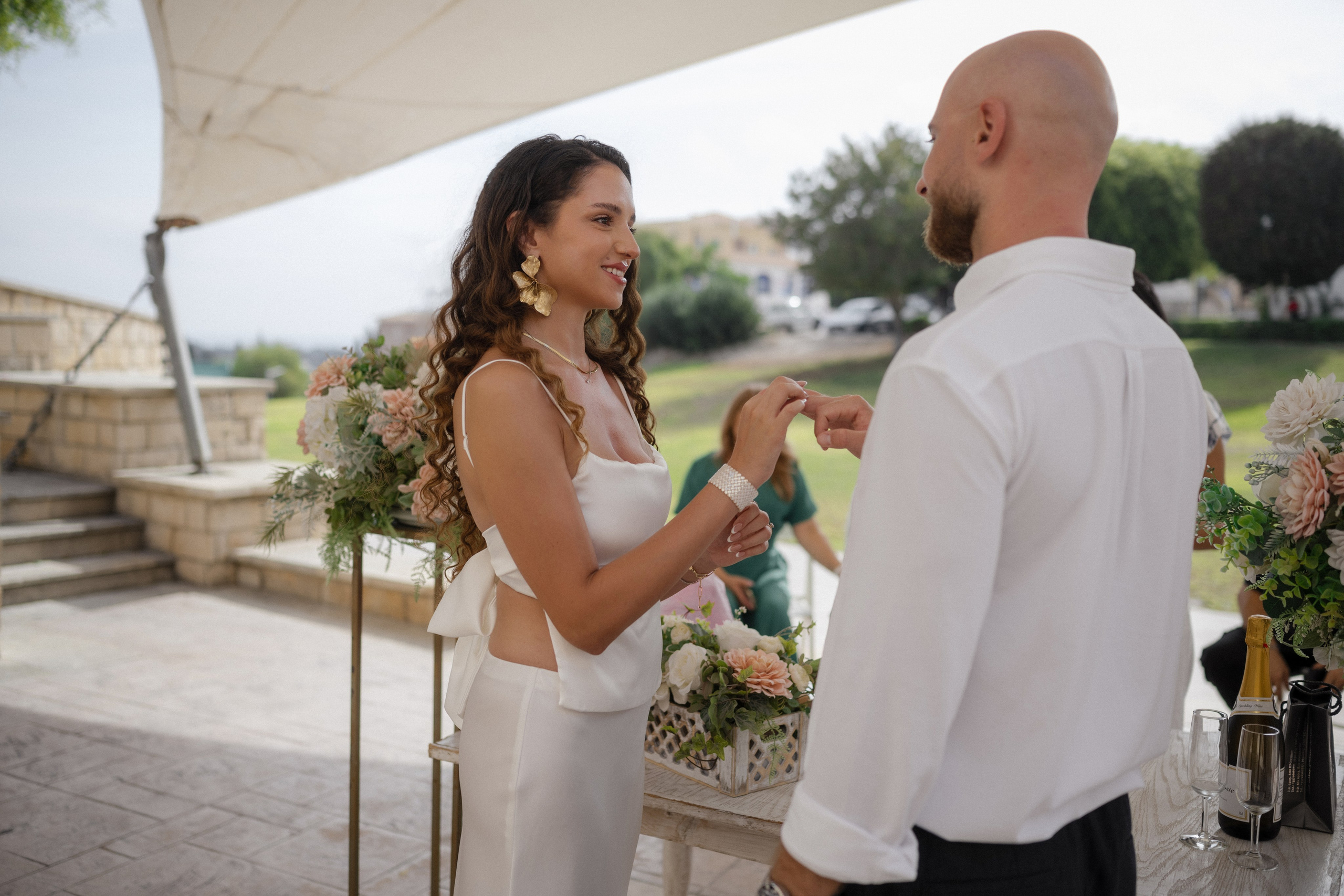 Small wedding photoshoot. Professional photographer in Cyprus Katerina Stepanchenko