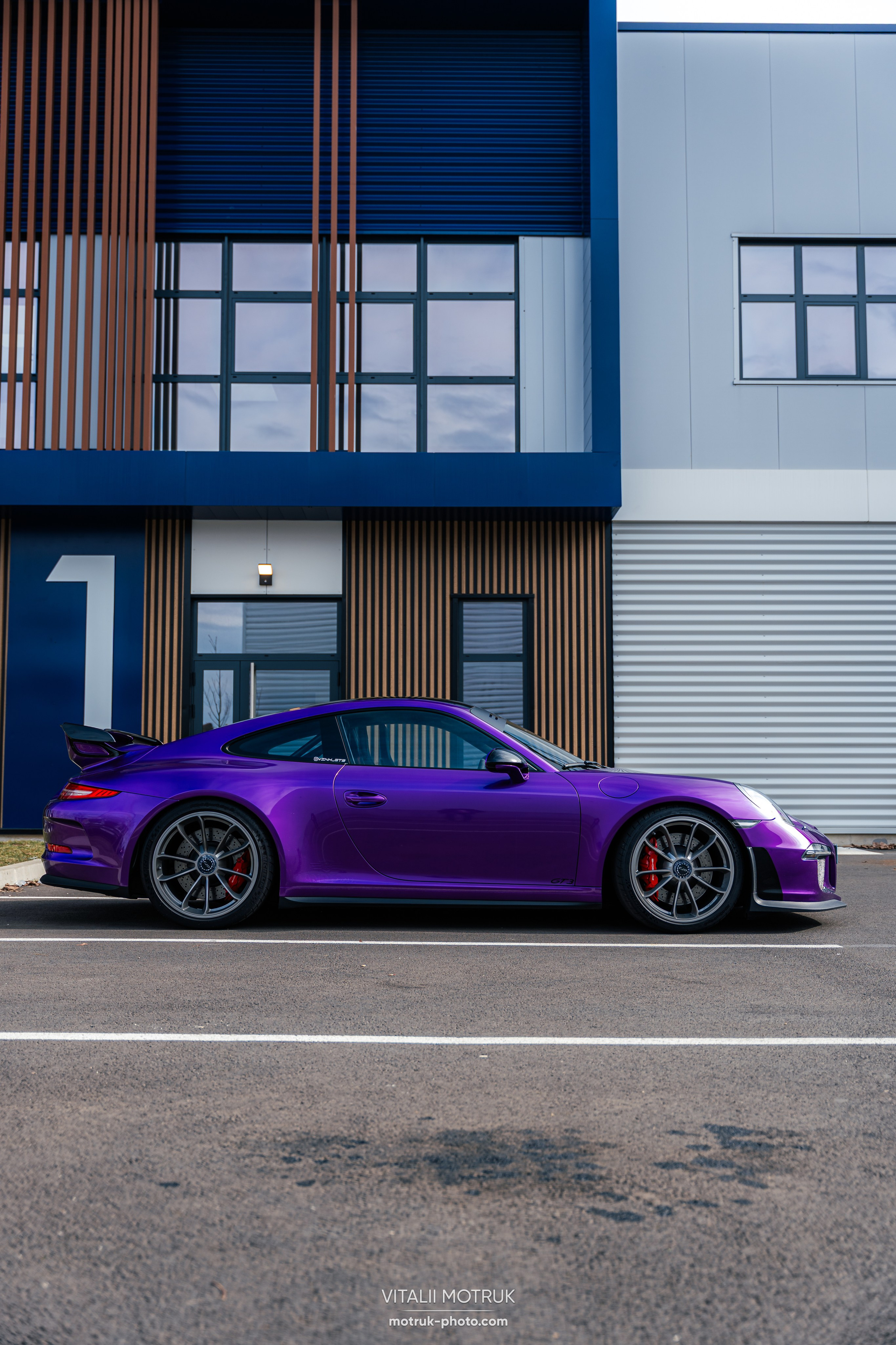 Cars and Coffee 9 mars — BEMA. Photographe de voitures à Paris — Vitalii Motruk