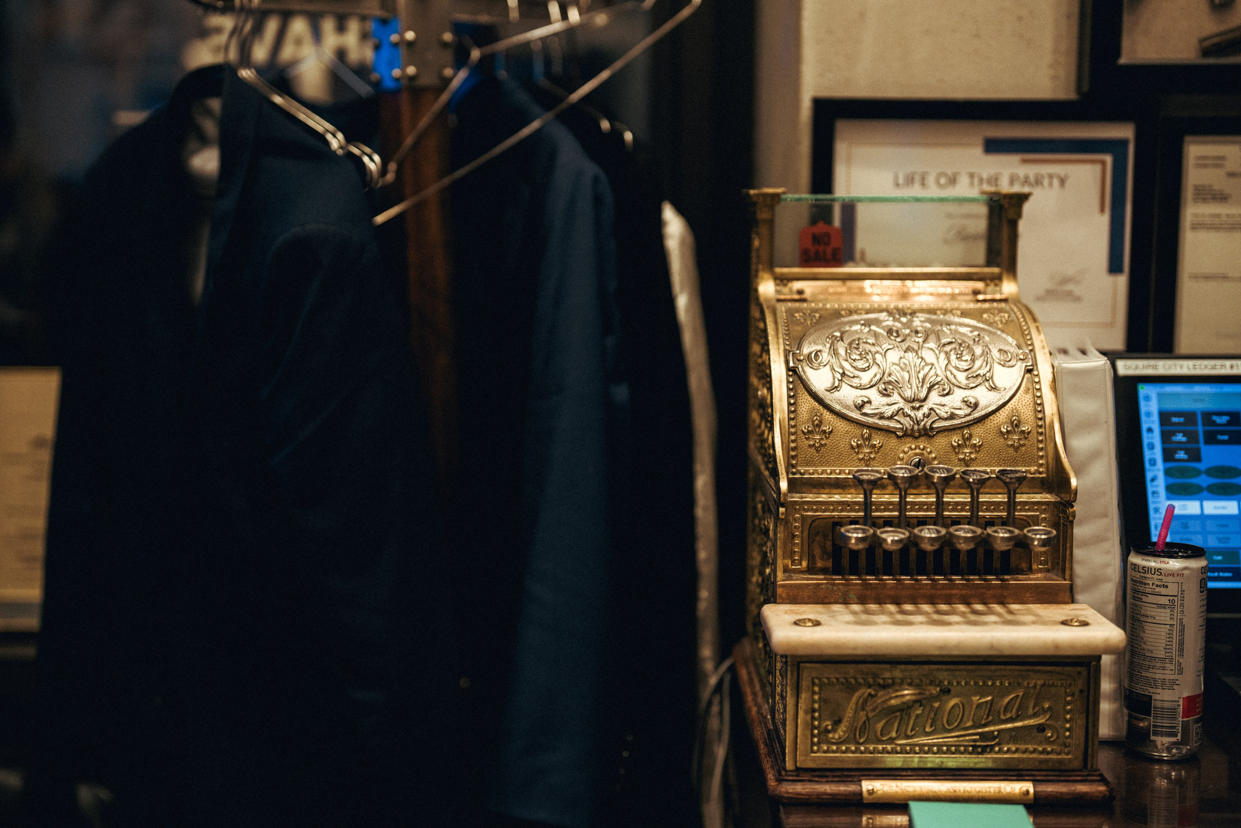 Christina’s bachelor party. Wedding & elopement photographer Viktoriya Kravtsov. Las Vegas