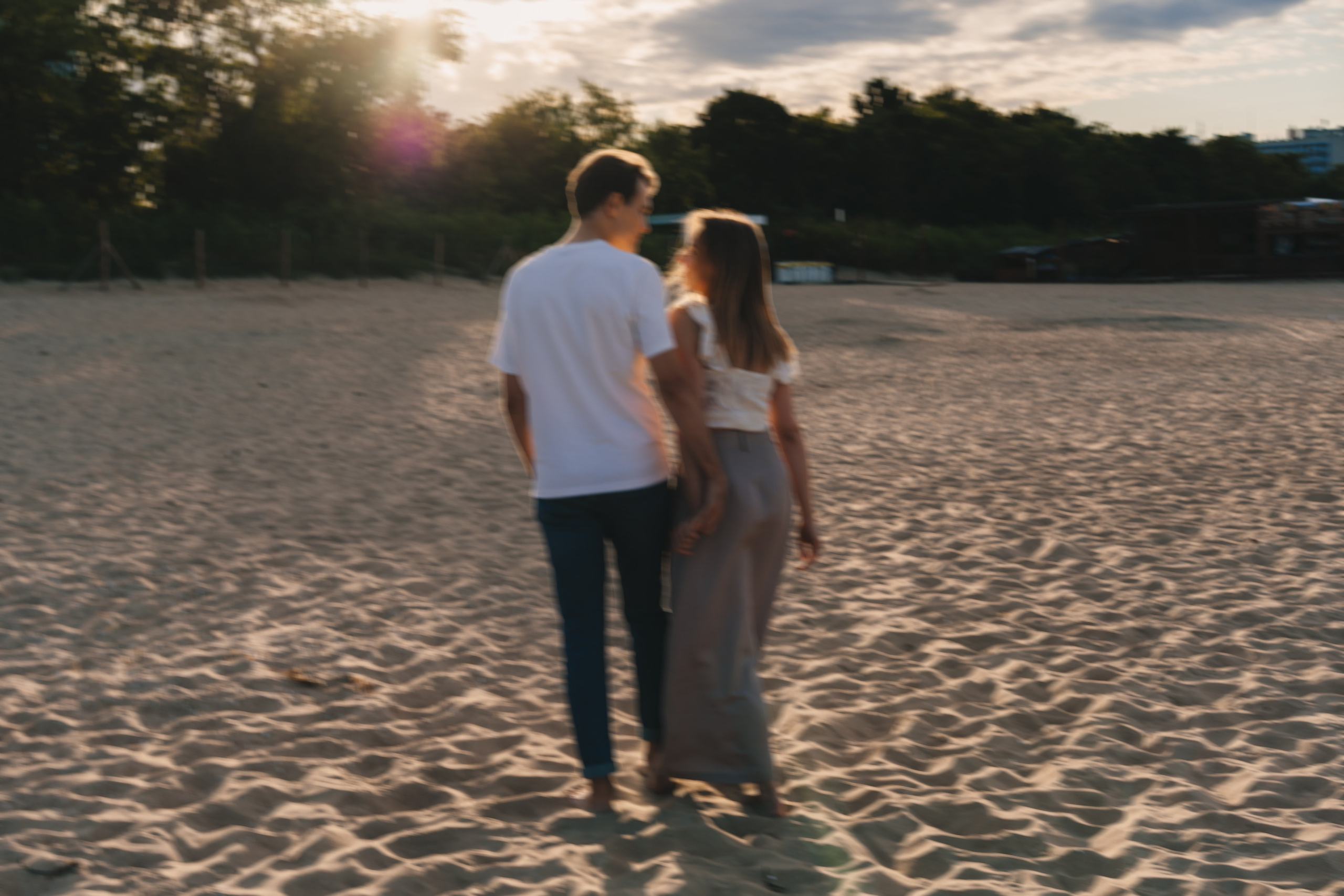 Gracjana i Damian, sesja narzeczeńska nad morzem. Fotograf ślubny & lifestyle Gdańsk, Karolina Baczewska
