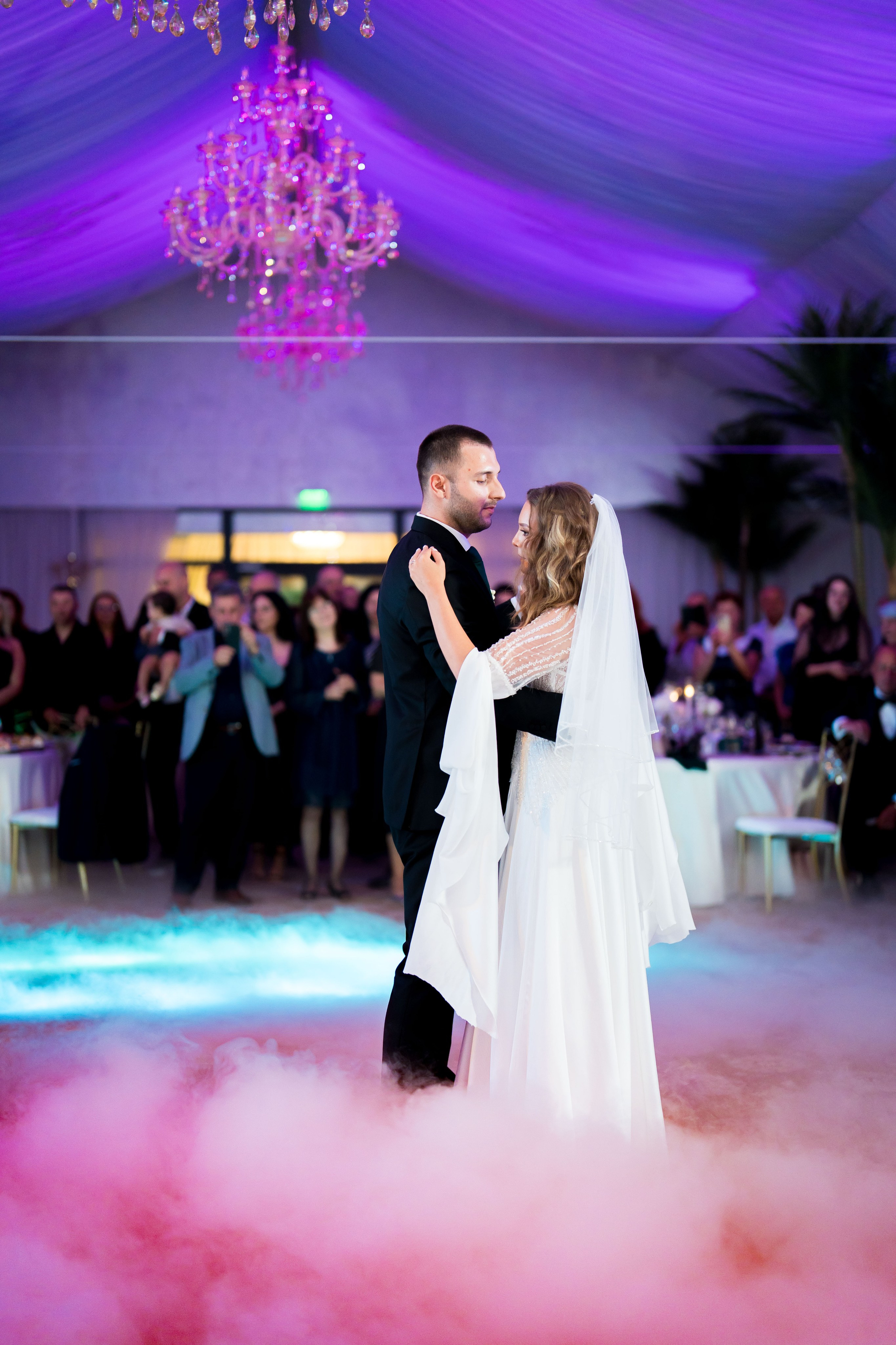 PARTY. Gabriel Florea — Fotograf nuntă București