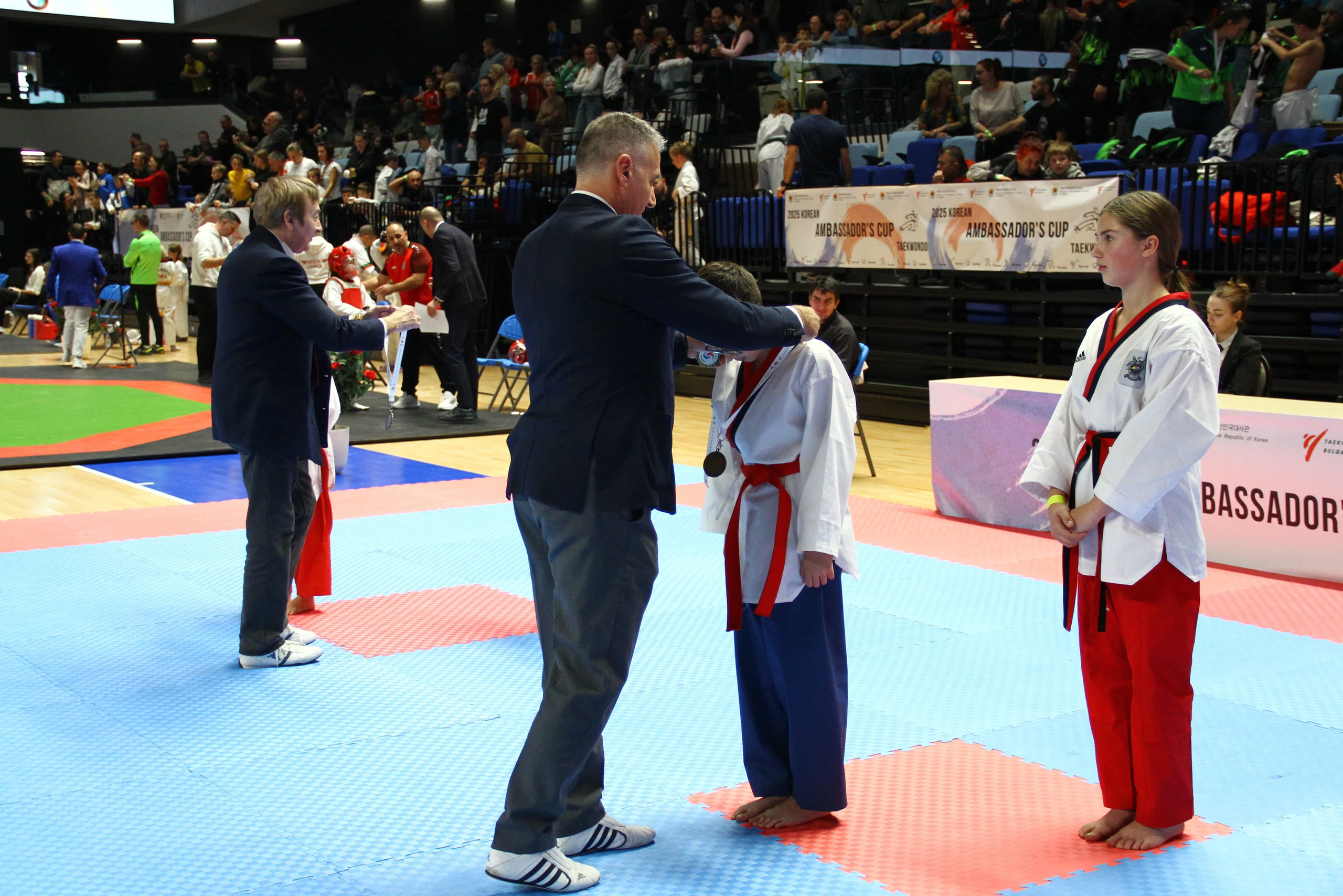 2025-12-13, ТАЕКУОНДО, Ambassadors Cup, Самоков. СПОРТНА ФОТОГРАФИЯ | ПОРТРЕТНА | РЕПОРТАЖНА