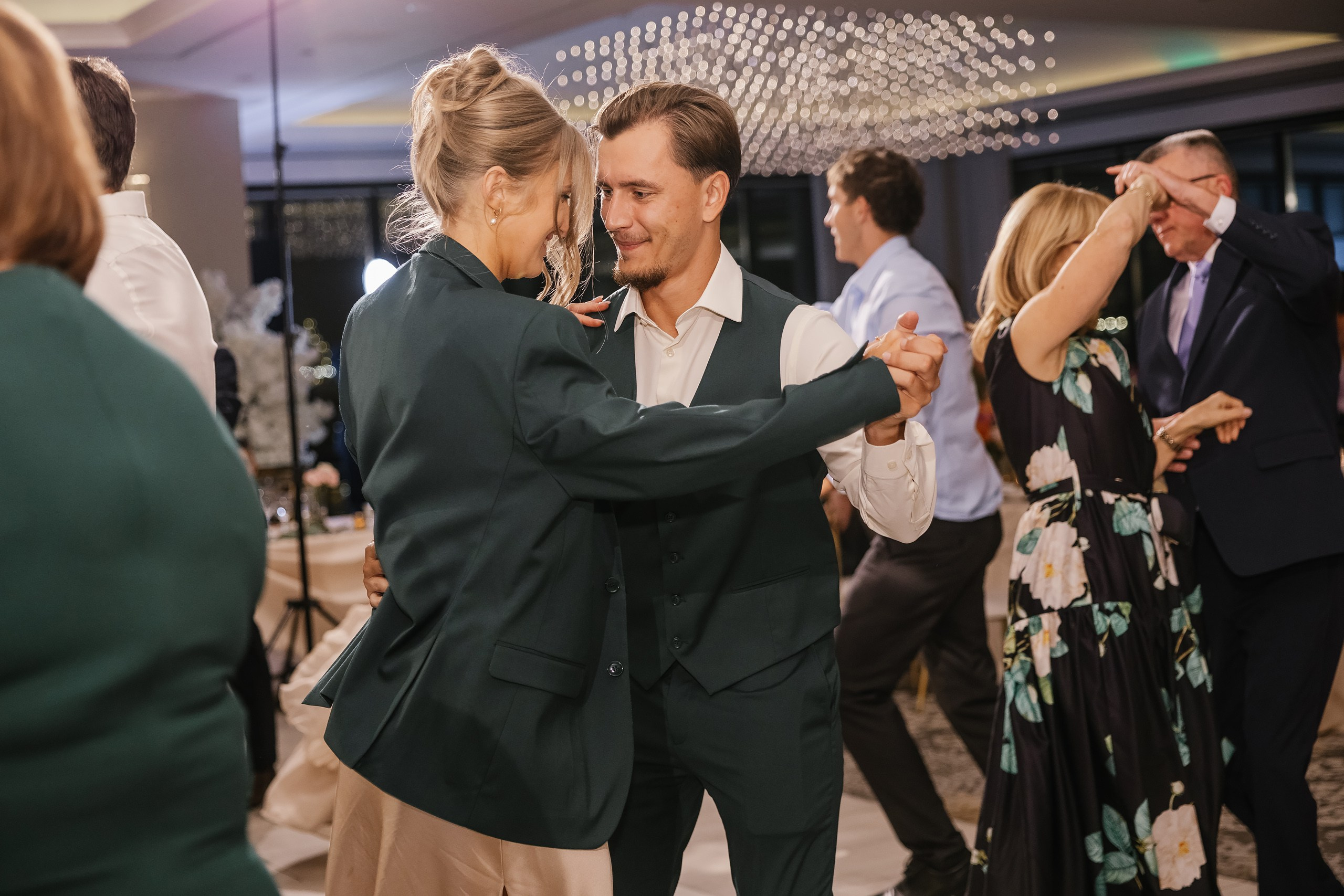 09.06.2025 Wedding. Wedding family event photographer in Chicago Nick Yushevich