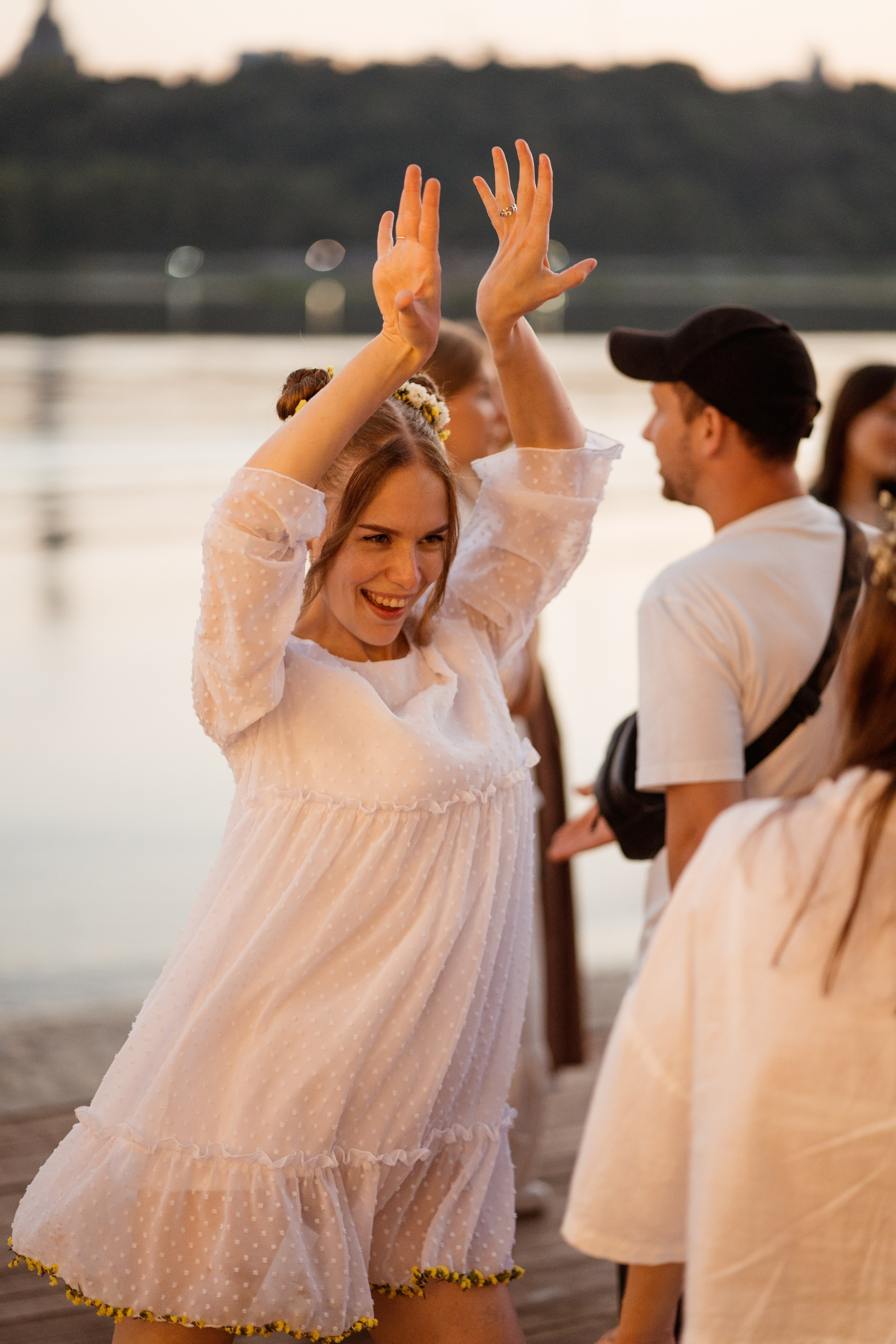 Milk Bar Party. Kostiantyn Holinchenko. Reportage and portrait photographer