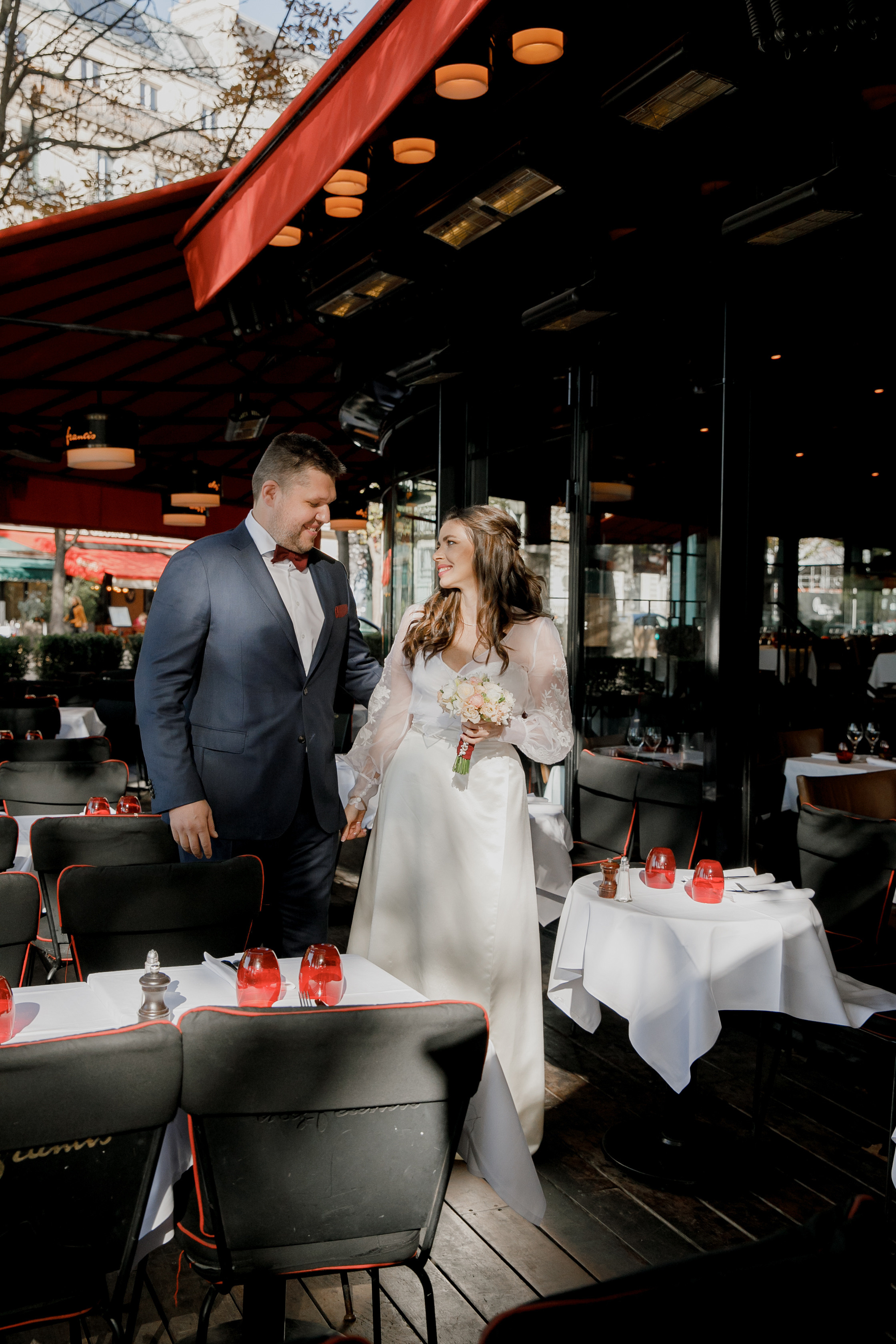 Autumn Paris Wedding Day. Iurkovski PHOTOGRAPHY in Europe. Luxury destination weddings and events