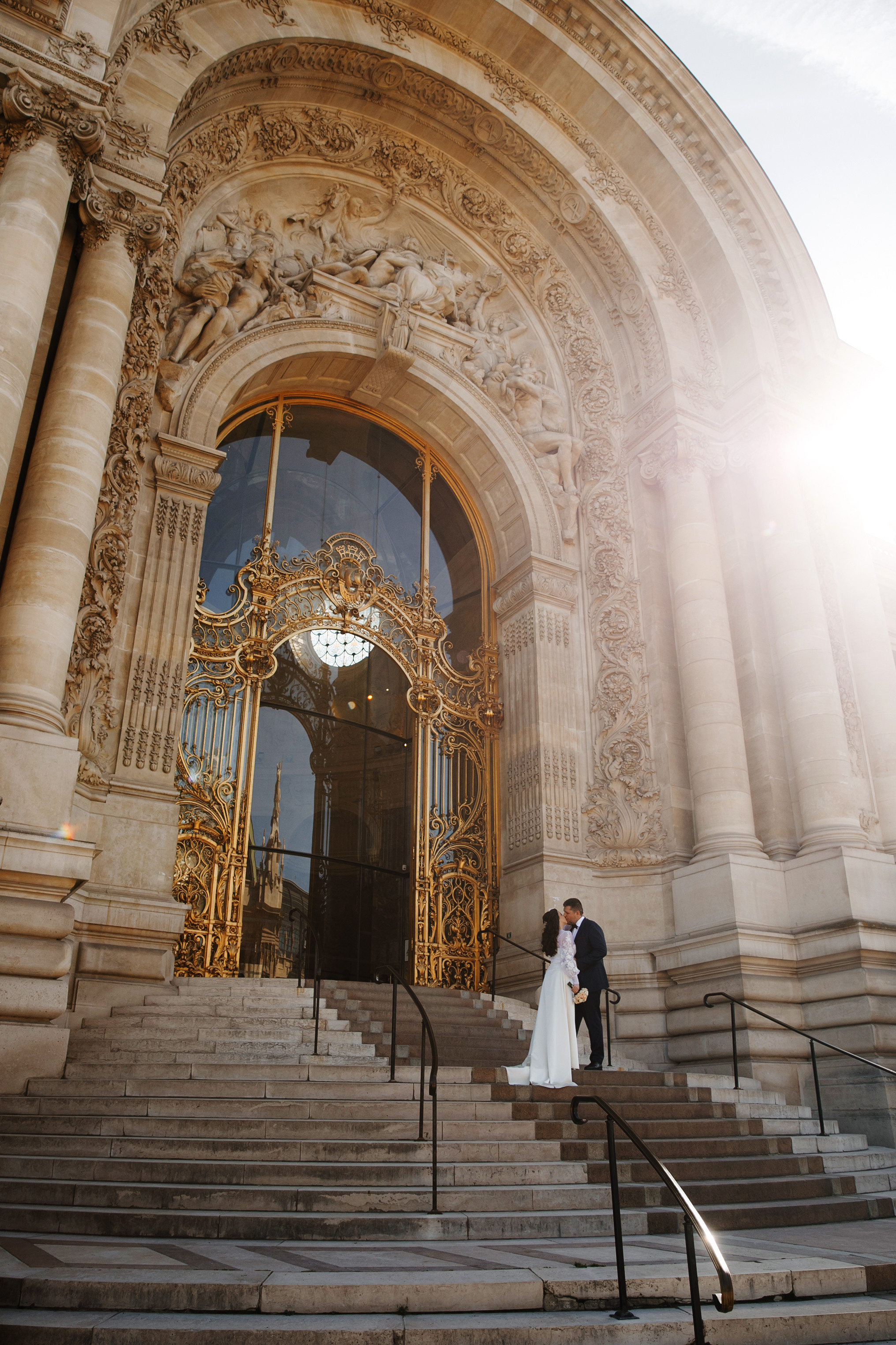 Autumn Paris Wedding Day. Iurkovski PHOTOGRAPHY in Europe. Luxury destination weddings and events