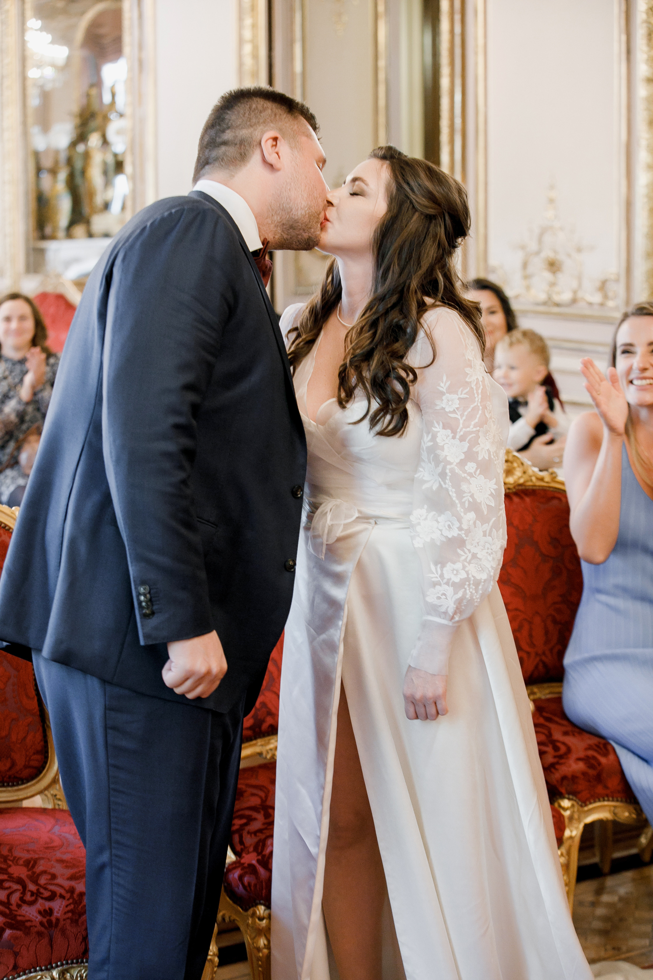 Autumn Paris Wedding Day. Iurkovski PHOTOGRAPHY in Europe. Luxury destination weddings and events