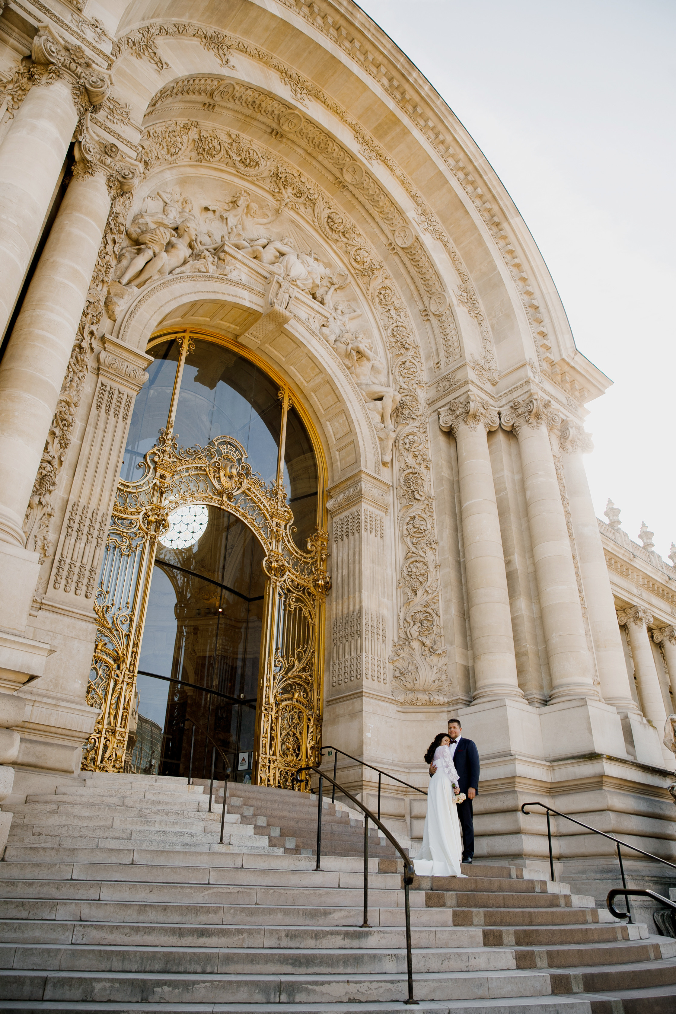 Autumn Paris Wedding Day. Iurkovski PHOTOGRAPHY in Europe. Luxury destination weddings and events