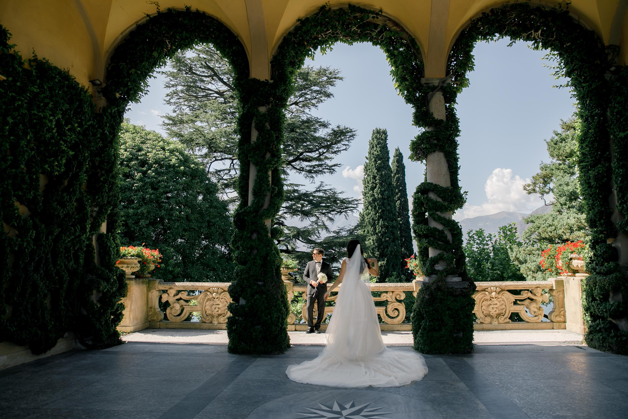 Como Lake Wedding Day Alexandru&Elena. Iurkovski PHOTOGRAPHY in Europe. Luxury destination weddings and events