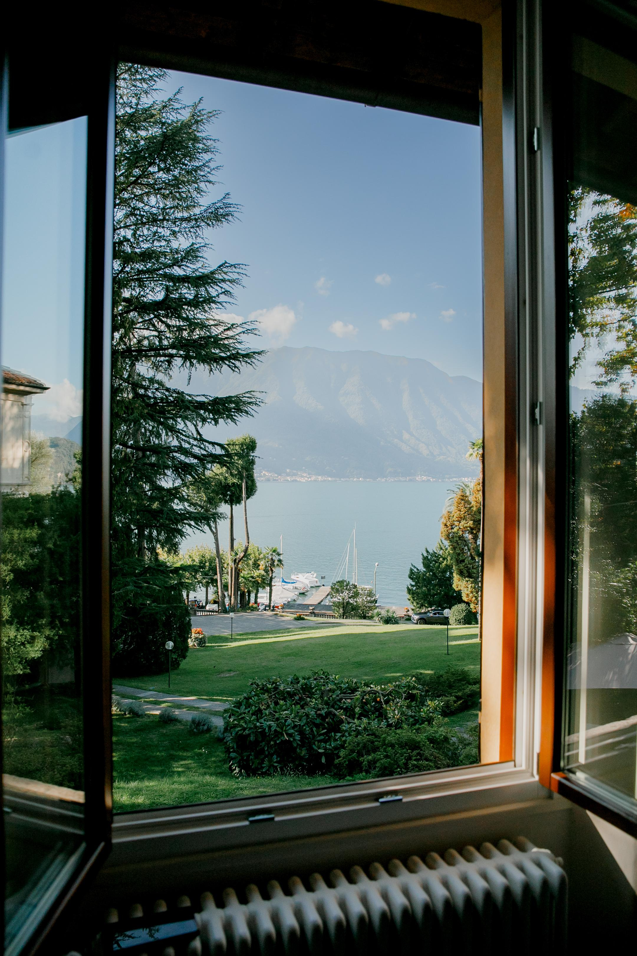 Como Lake Wedding Day Alexandru&Elena. Iurkovski PHOTOGRAPHY in Europe. Luxury destination weddings and events