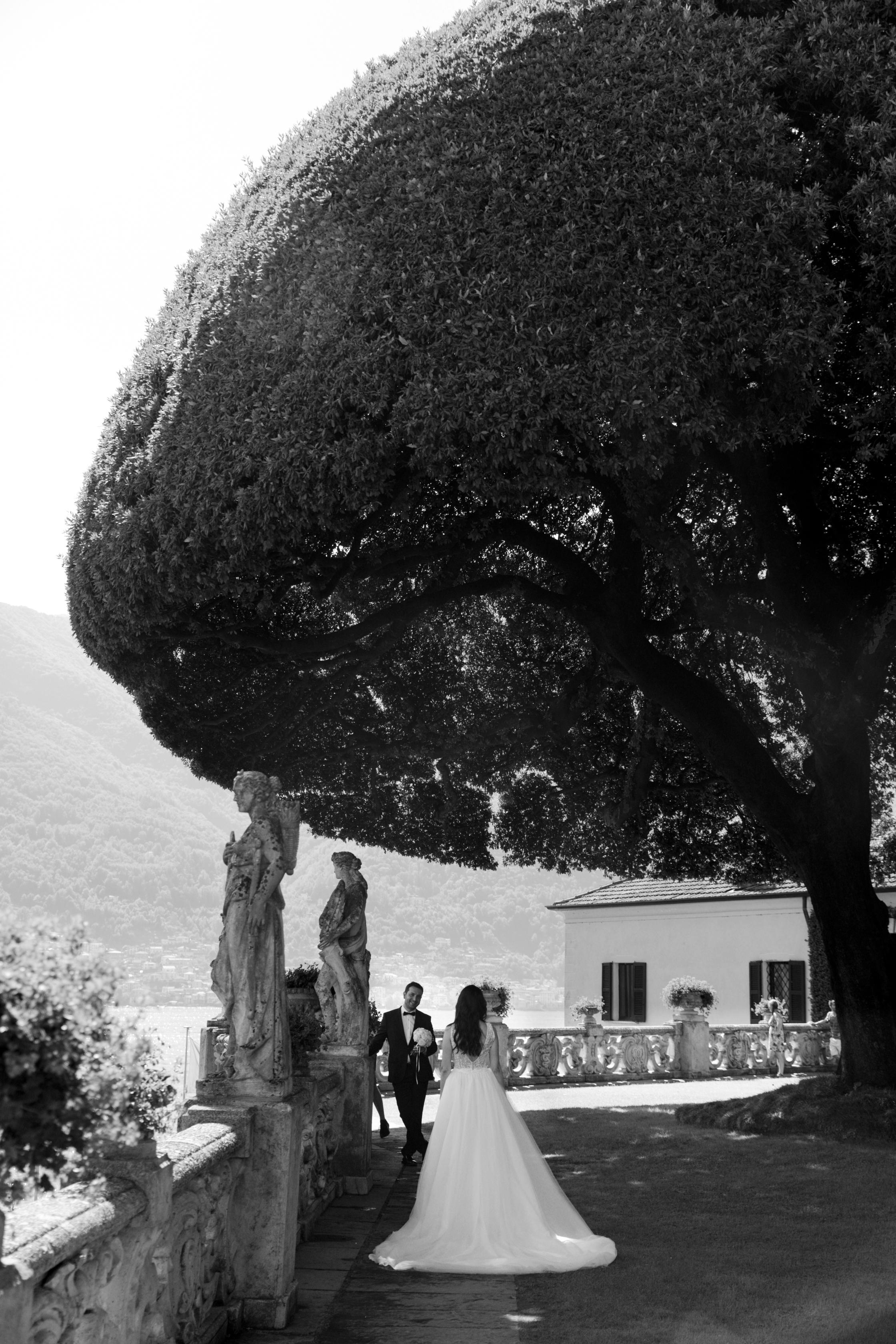 Como Lake Wedding Day Alexandru&Elena. Iurkovski PHOTOGRAPHY in Europe. Luxury destination weddings and events