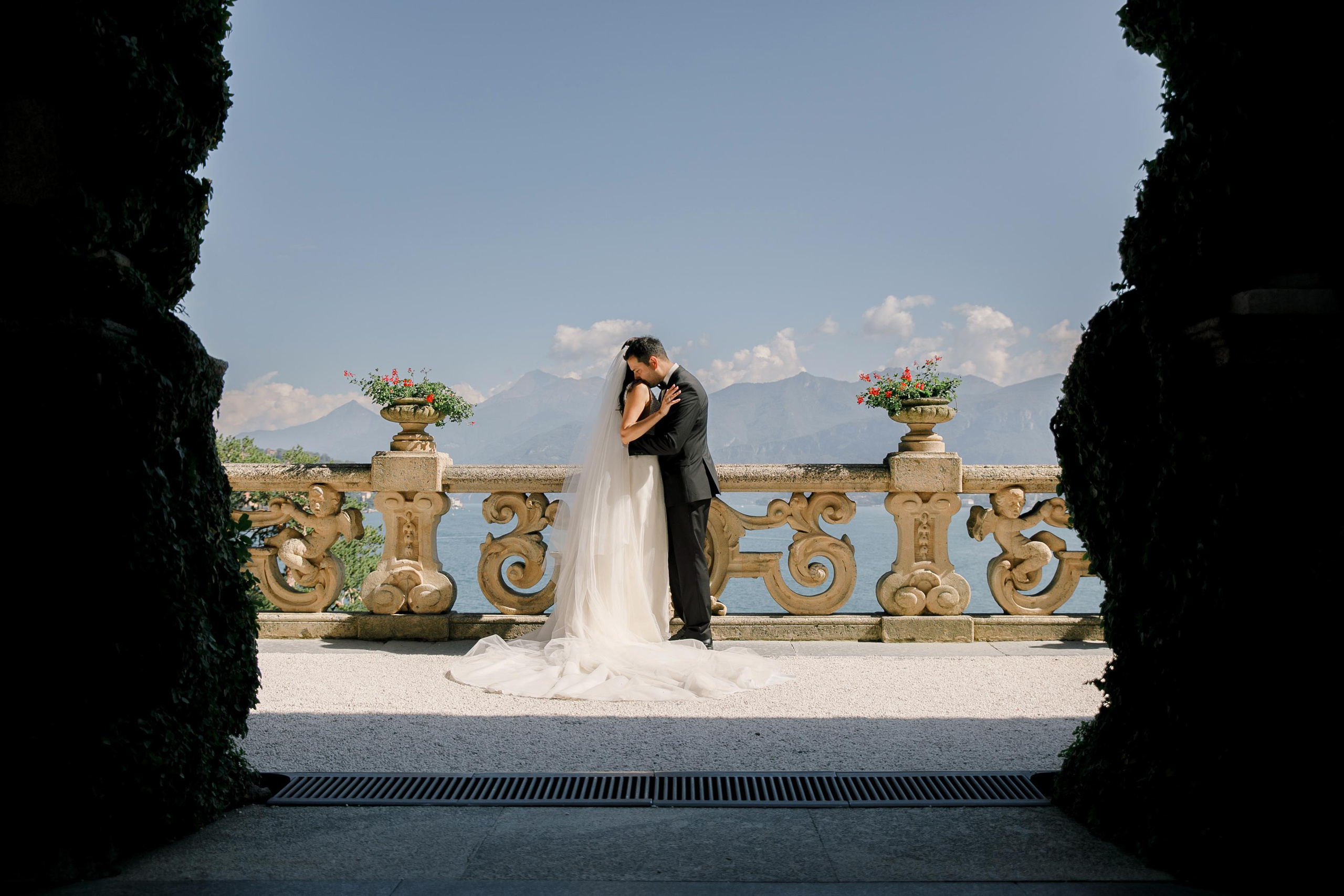 Como Lake Wedding Day Alexandru&Elena. Iurkovski PHOTOGRAPHY in Europe. Luxury destination weddings and events