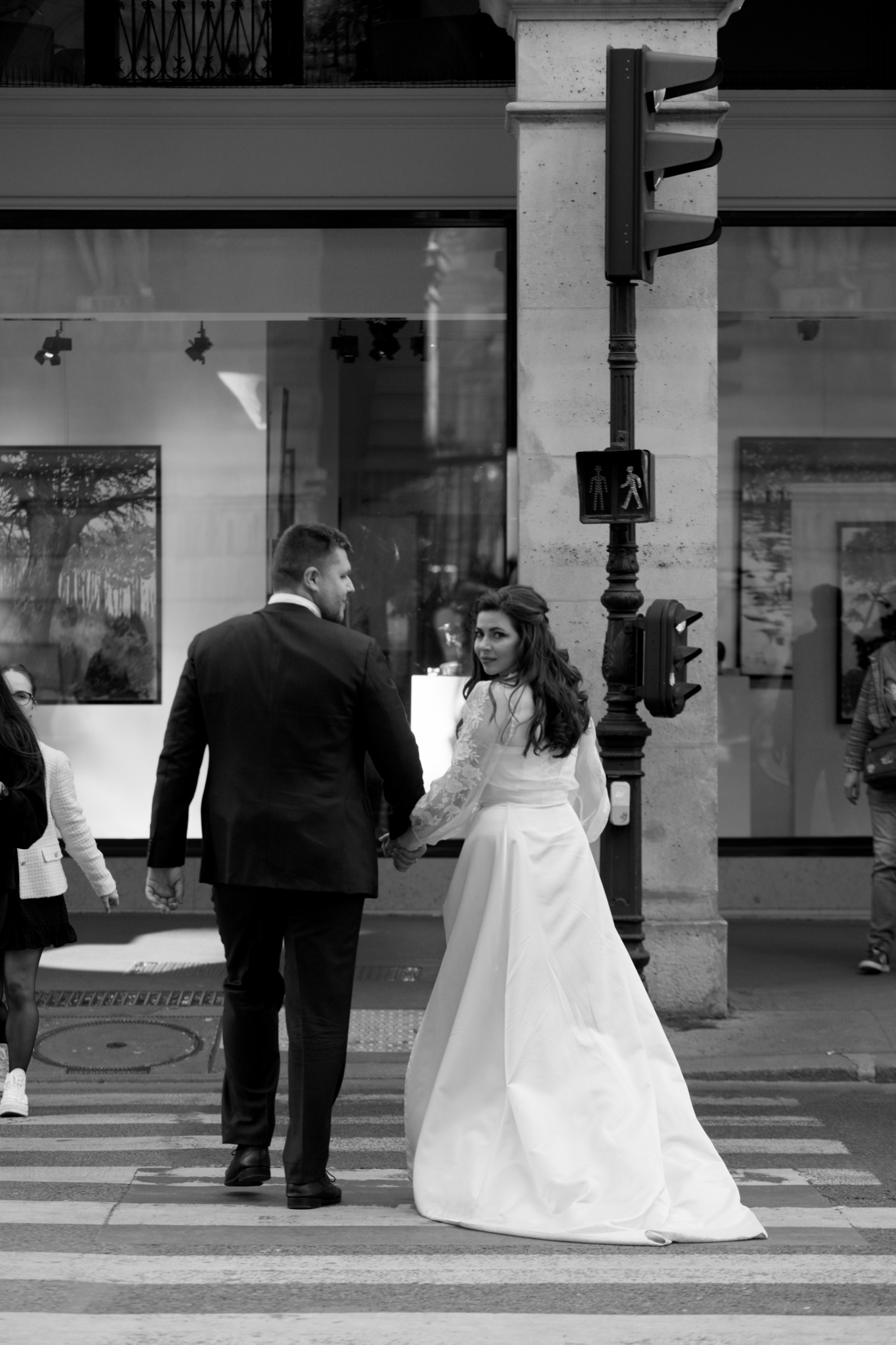Autumn Paris Wedding Day. Iurkovski PHOTOGRAPHY in Europe. Luxury destination weddings and events