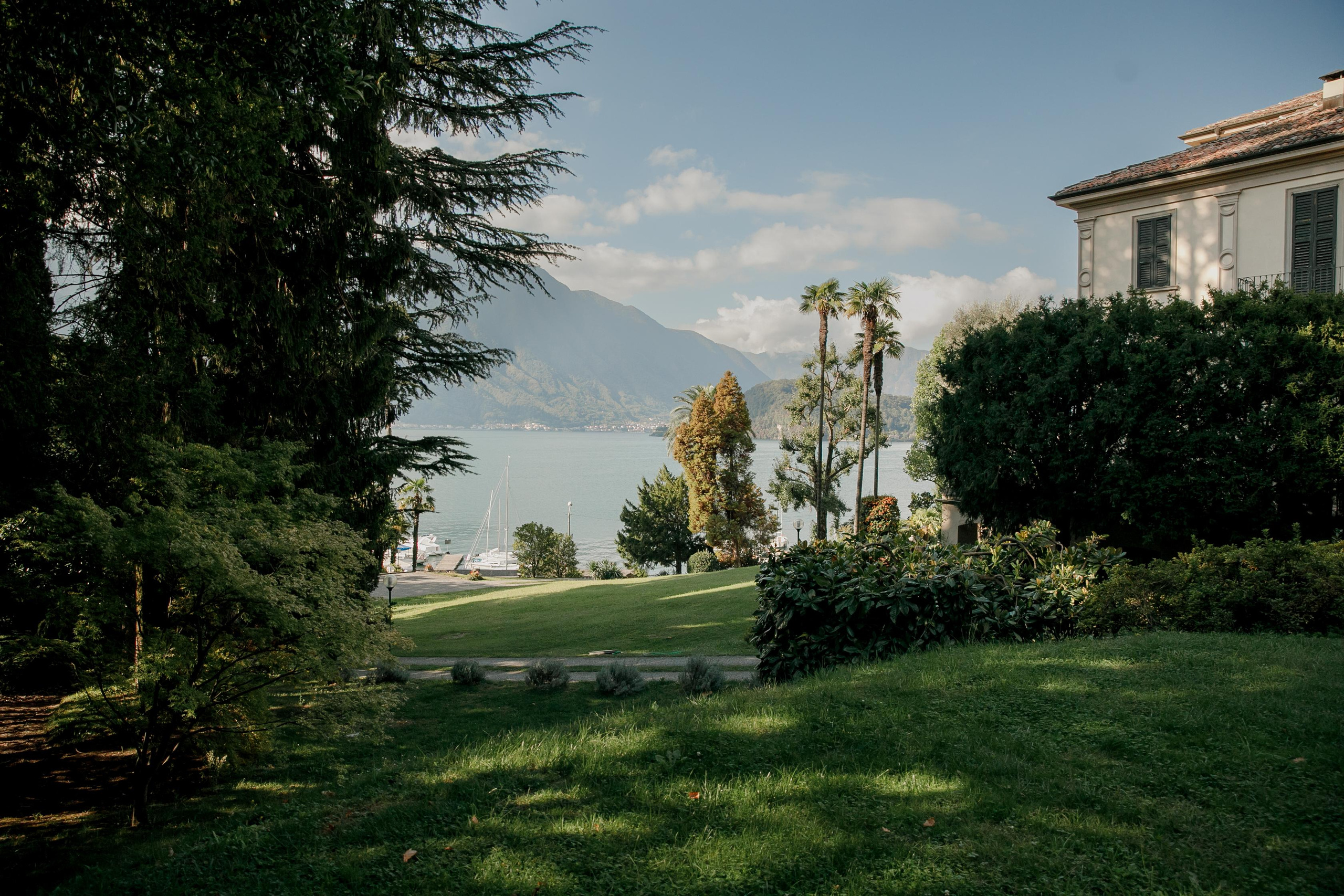 Como Lake Wedding Day Alexandru&Elena. Iurkovski PHOTOGRAPHY in Europe. Luxury destination weddings and events