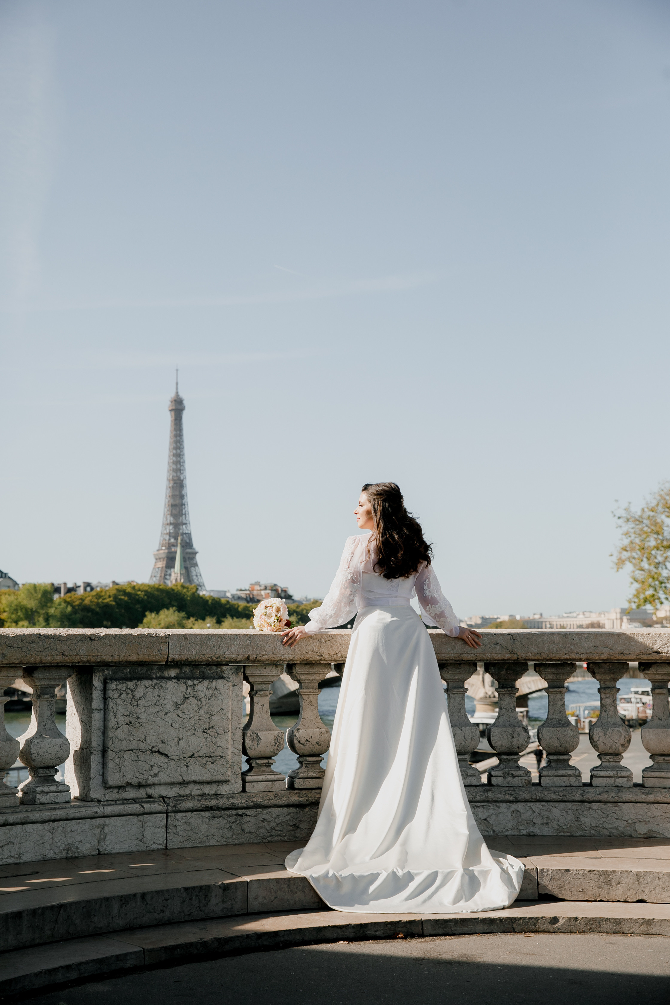 Autumn Paris Wedding Day. Iurkovski PHOTOGRAPHY in Europe. Luxury destination weddings and events