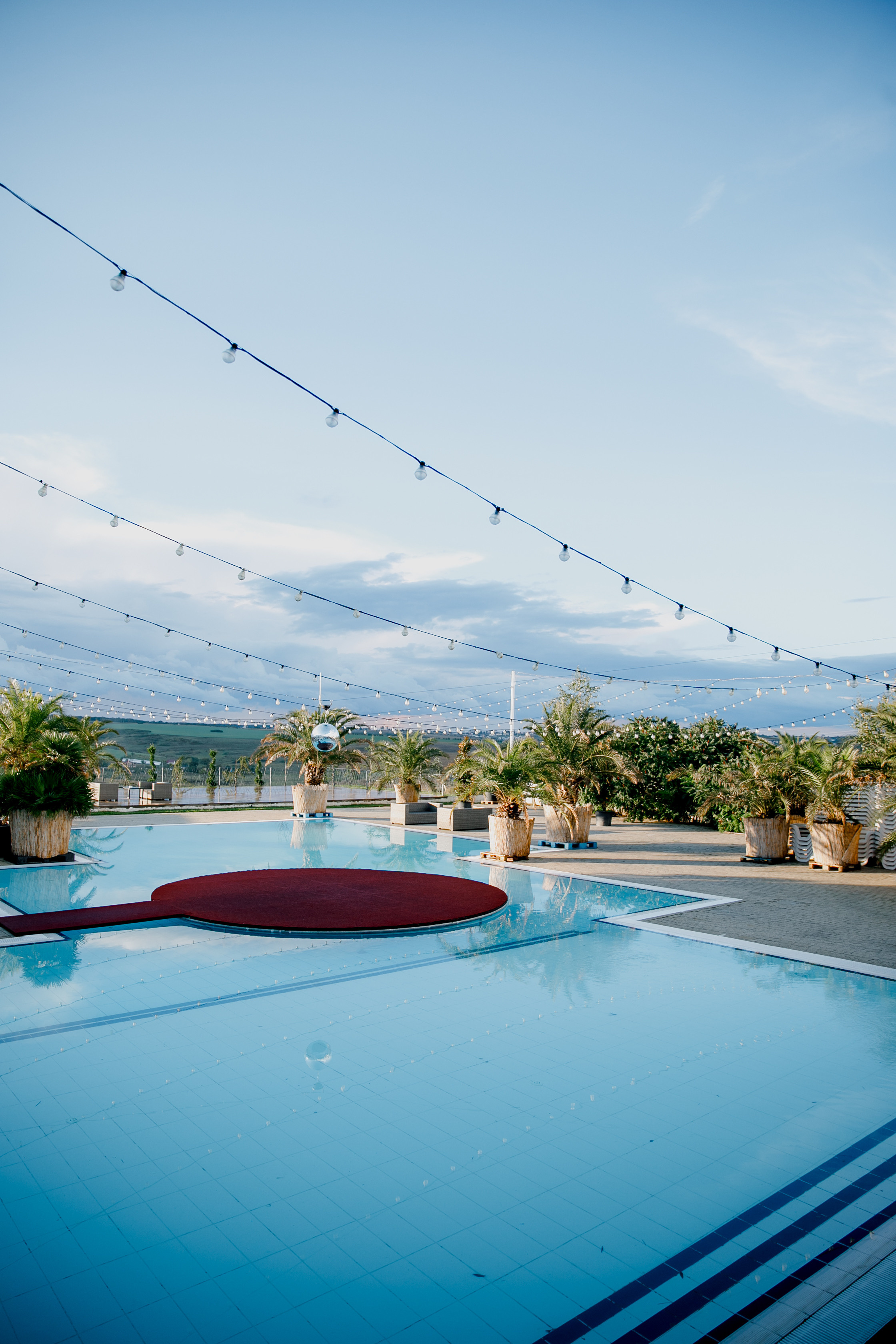 Romania Andrei&Gina Wedding Day. Iurkovski PHOTOGRAPHY in Europe. Luxury destination weddings and events