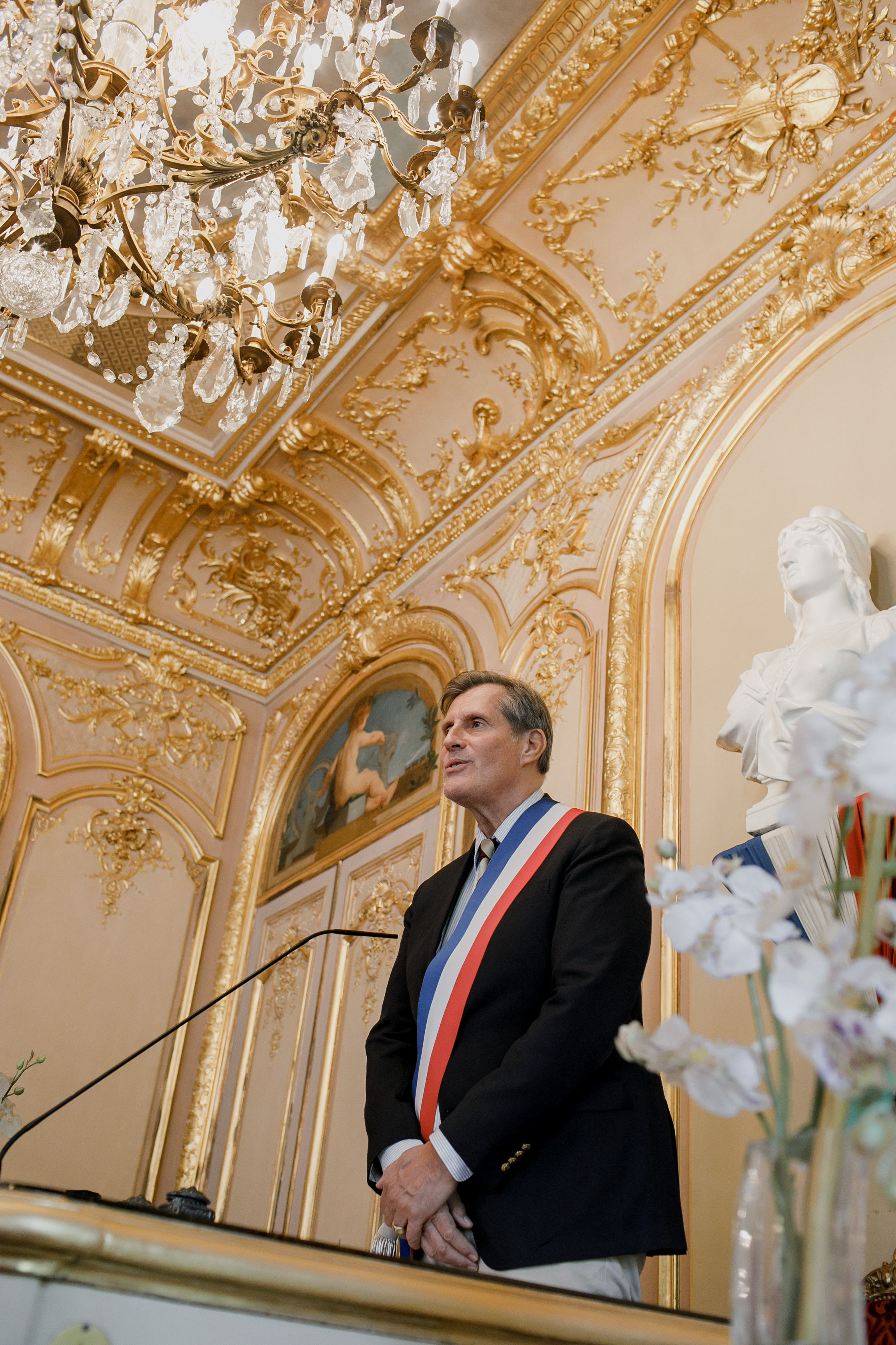 Autumn Paris Wedding Day. Iurkovski PHOTOGRAPHY in Europe. Luxury destination weddings and events