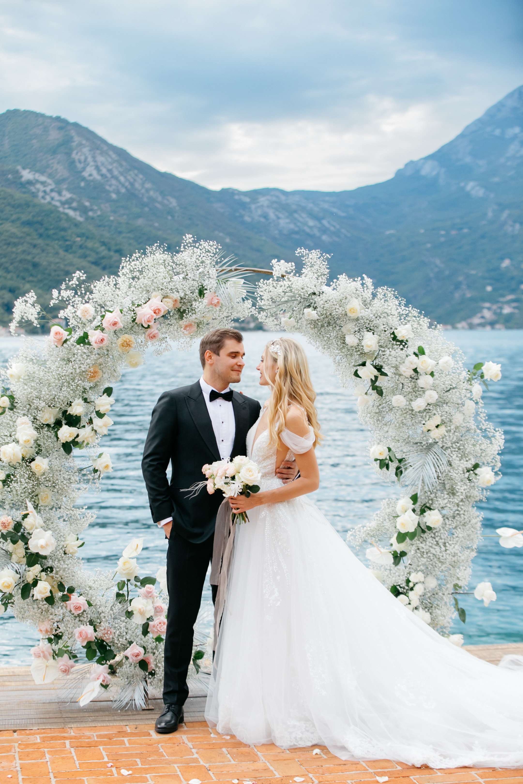 Iurkovski PHOTOGRAPHY in Europe. Luxury destination weddings and events