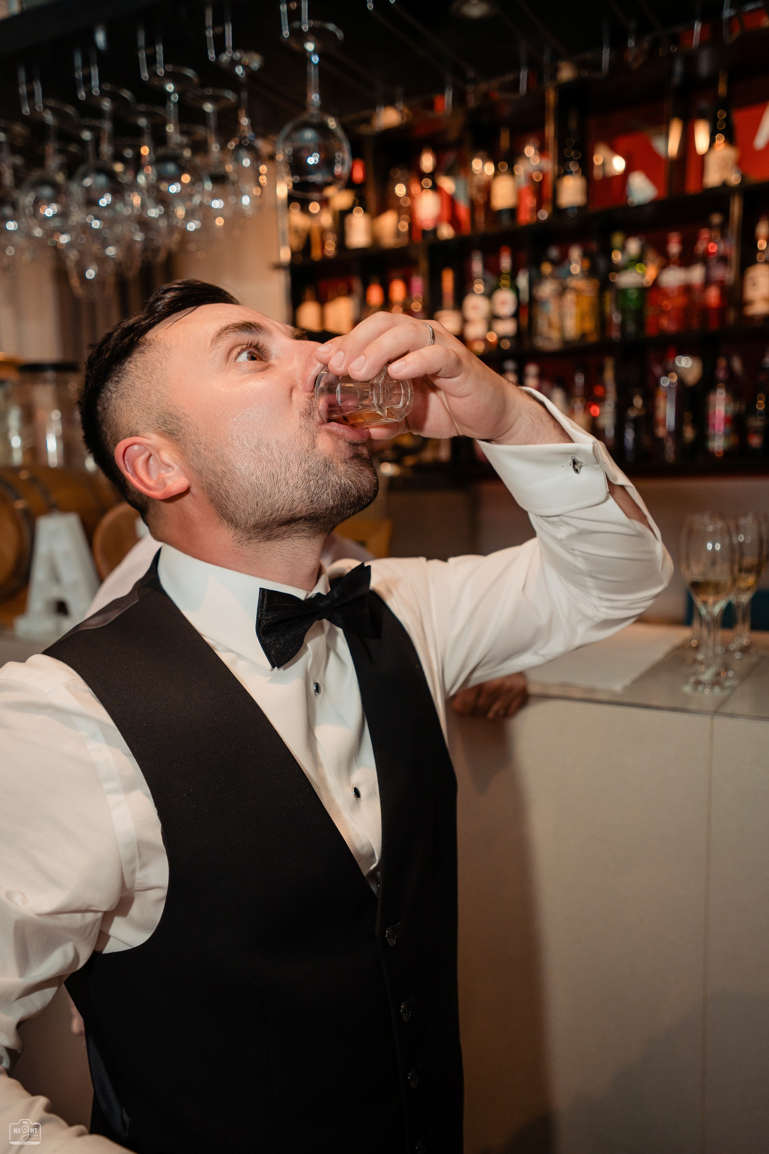 Iulian Arsinte | Fotograf de Nunta | R+E. Iulian Arsinte - Fotograf de Nunta - Neamt, Bacau, Suceava, Iasi