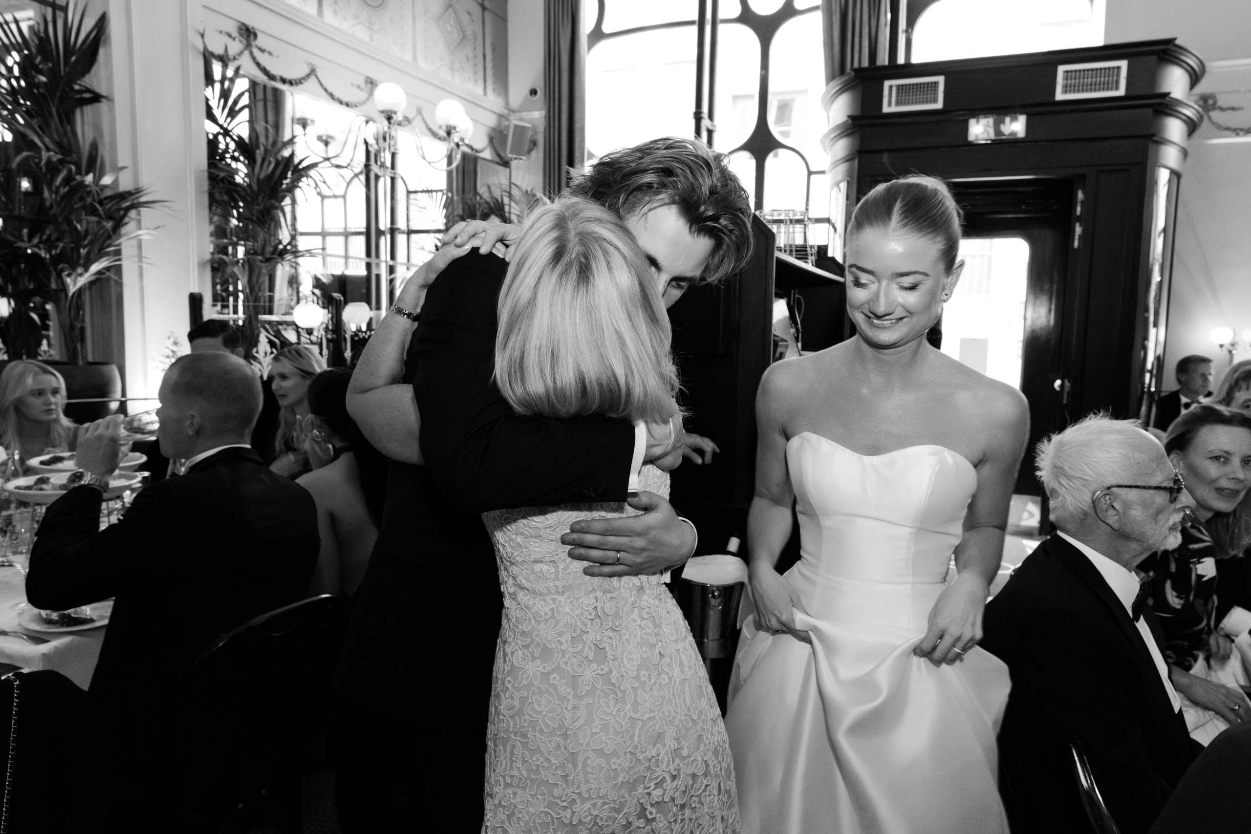 Clara & Douglas | Wedding Photography in Paris. Paris Wedding Photographer