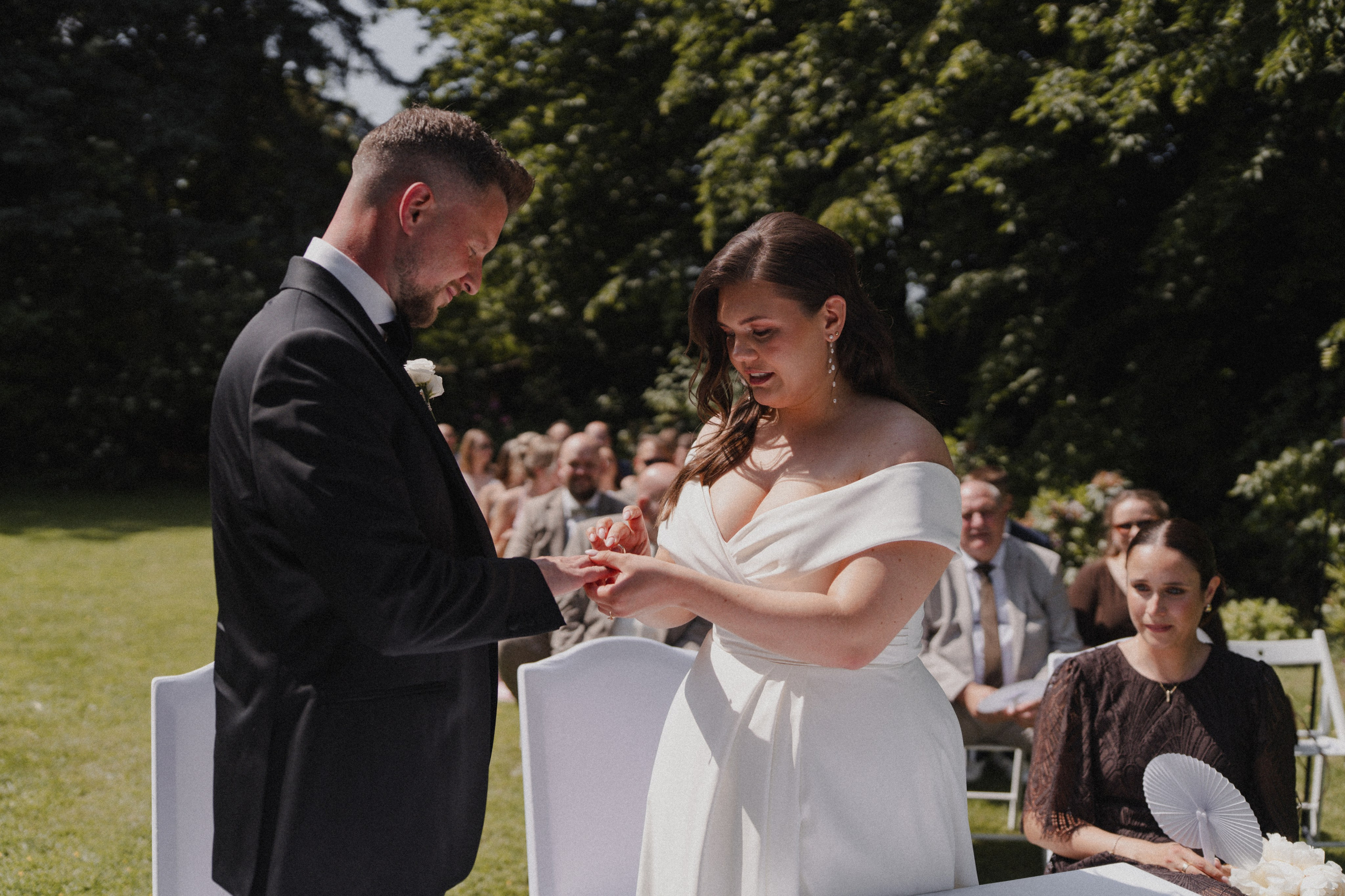 Jessica & Felix I Gesellschaft Harmonie Bochum. Hochzeitsfotografin Bochum | Halyna Reiche Fotografie NRW