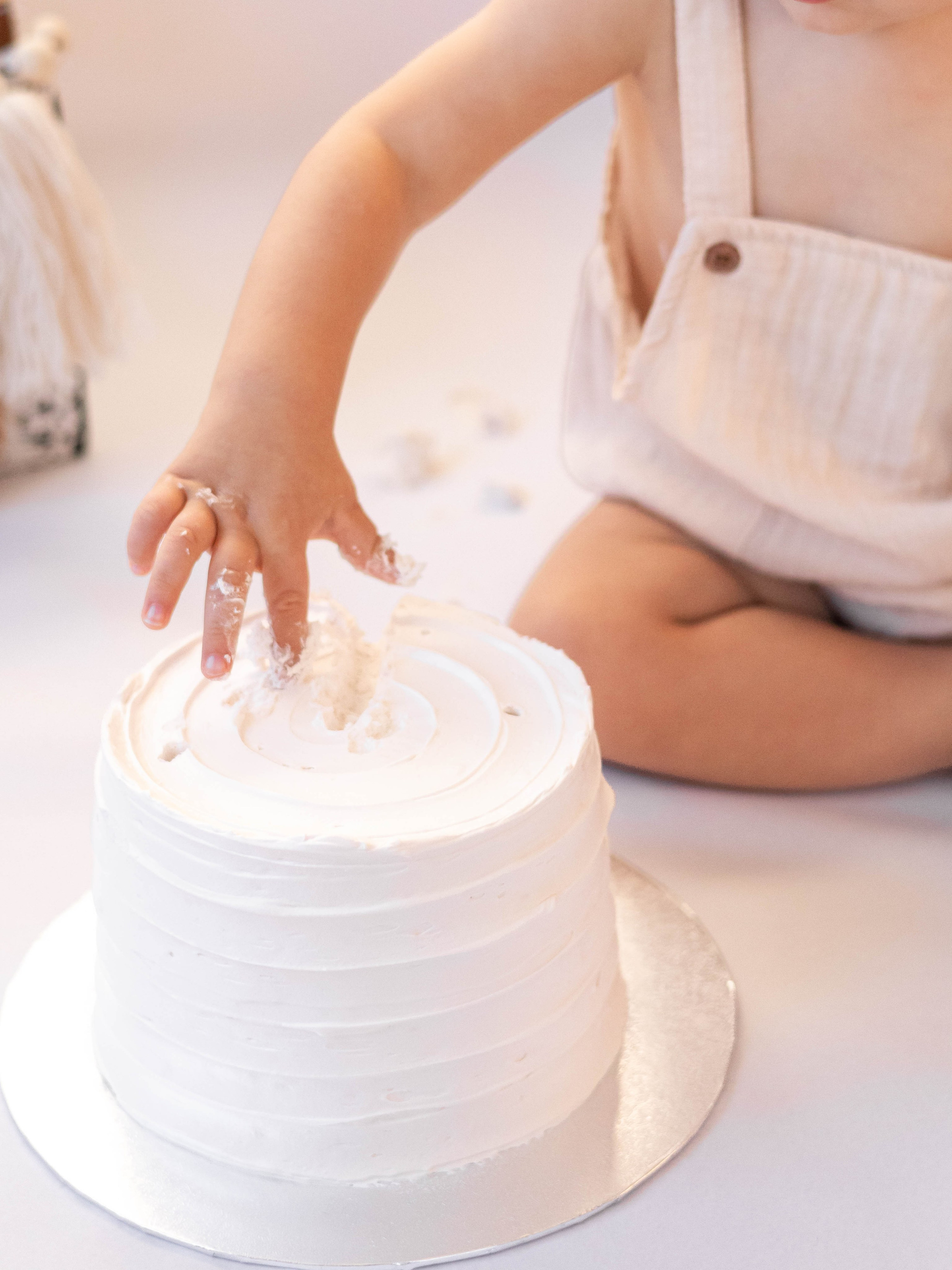 Verjaardagshoot, cakesmash en feesten. Zwangerschapsfotografie, newborn, gezinnen, branding, liefde én geboortefotografie