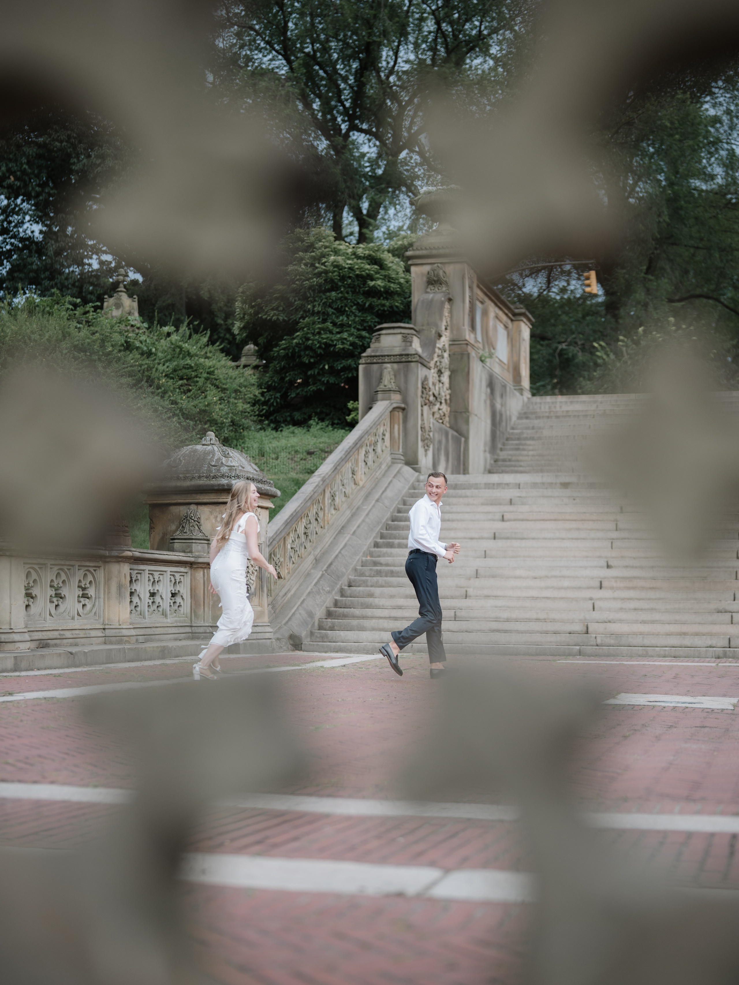 Engagement in Central Park. Portrait and wedding photographer in New York