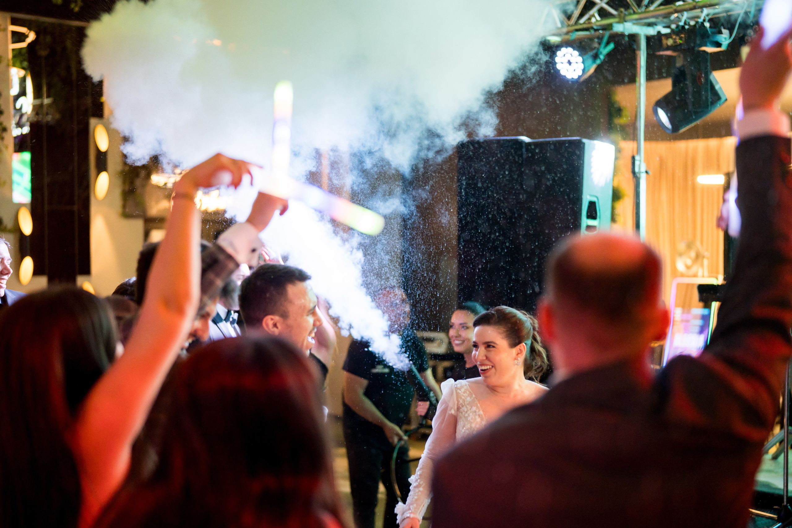 PARTY. Gabriel Florea — Fotograf nuntă București