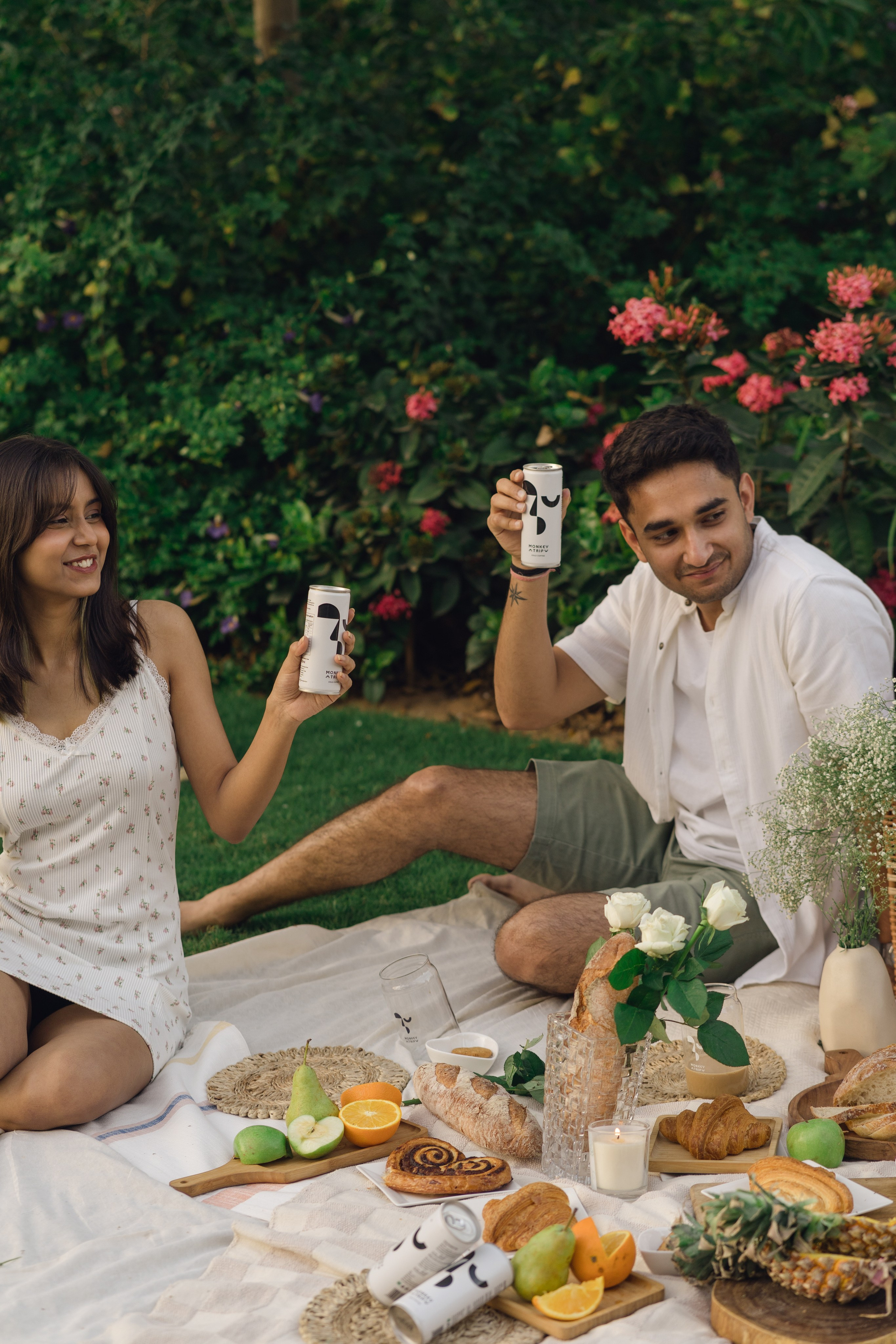 Product Styling for Monkeytrip beverage