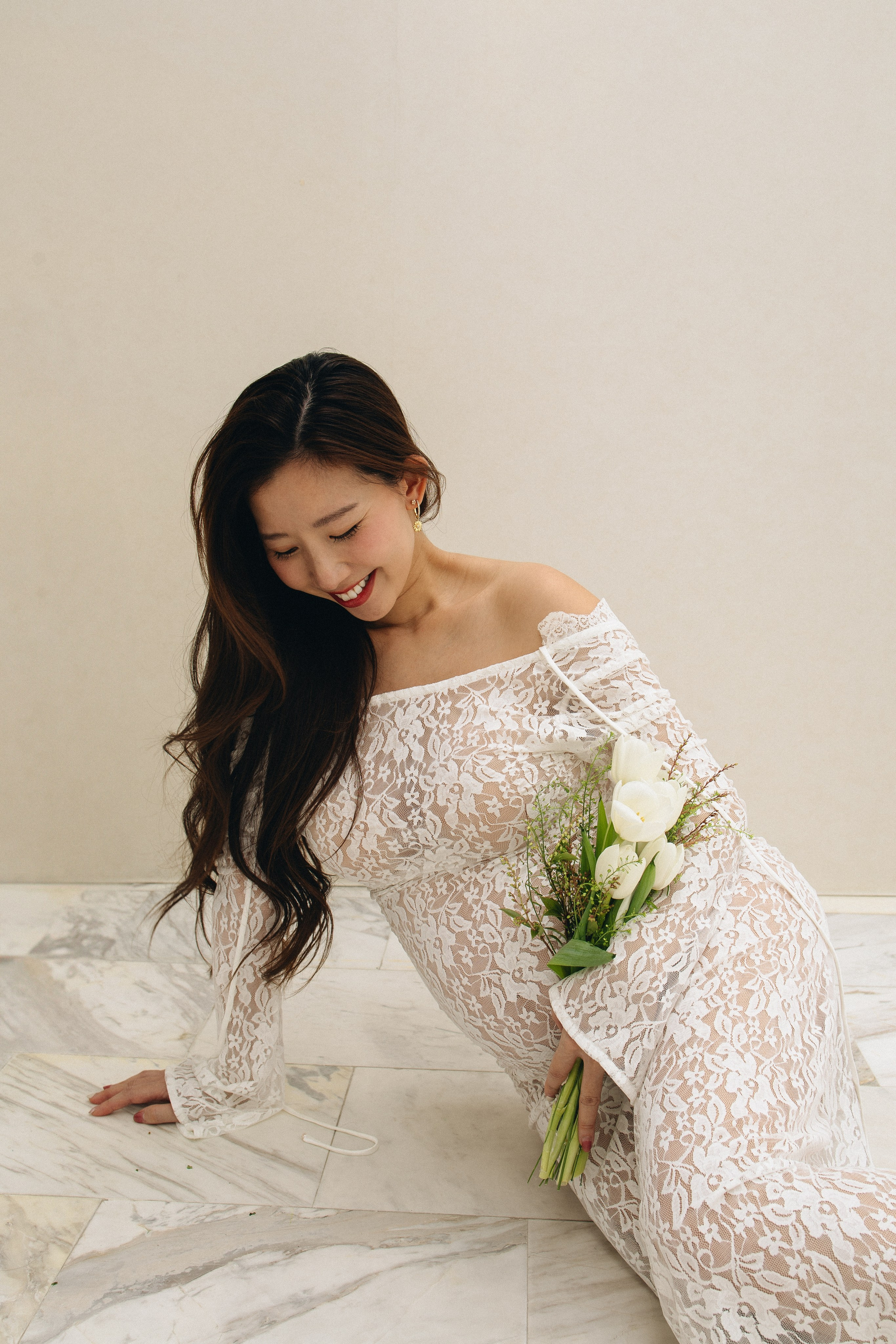 The Sweetest Anticipation. Family and wedding photographer in Bangkok, Thailand