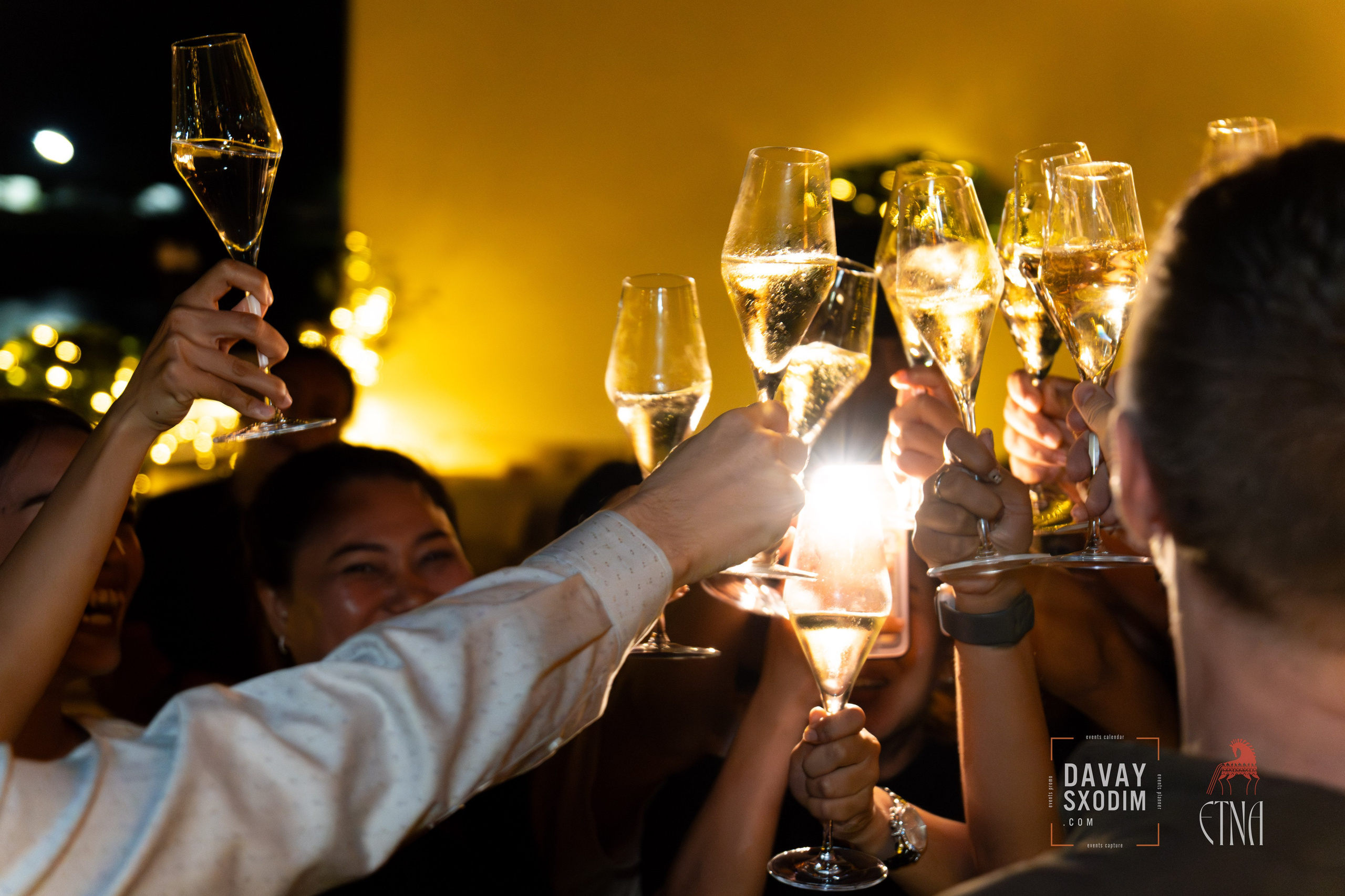 Новогодняя вечеринка | Фоторепортаж | Афиша | DAVAYSXODIM.com PHUKET. АФИША|ФОТОРЕПОРТАЖИ|ИВЕНТЫ|ПХУКЕТ