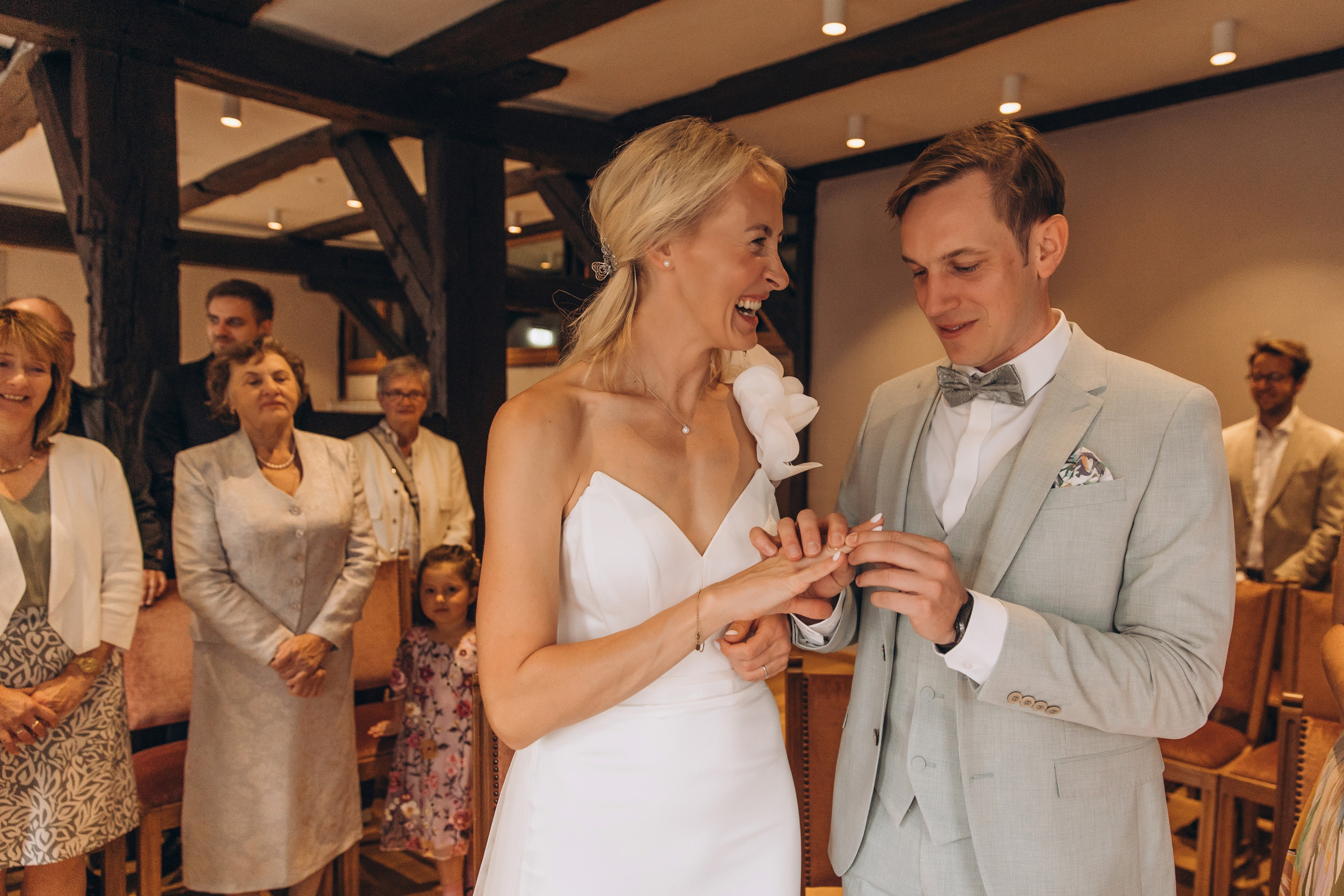 Svetlana and Yann. Hochzeitsgeschichten – Professionelle Hochzeitsfotografie & Videografie in Deutschland, Italien, Spanien und ganz Europa