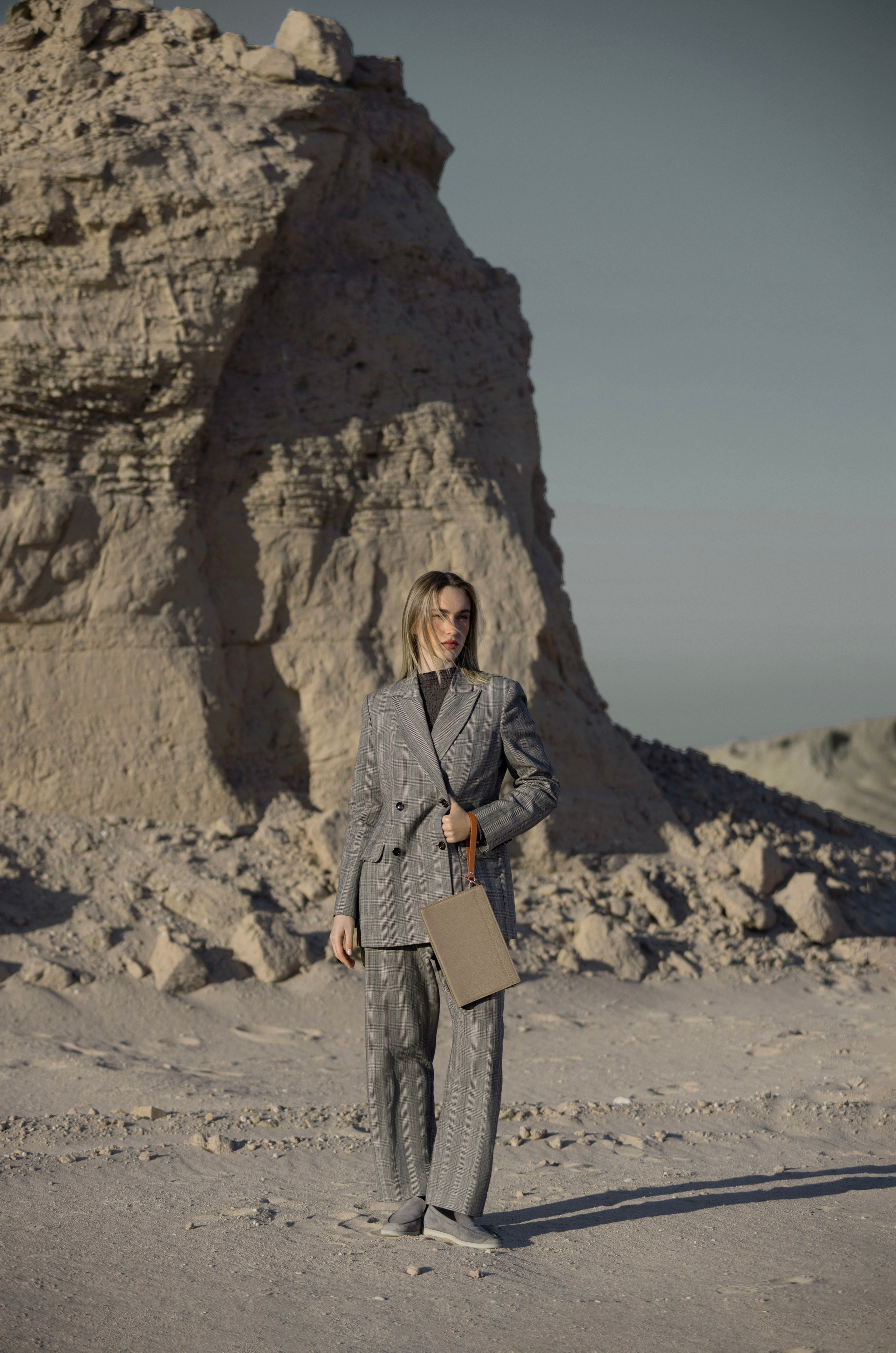 Editorial Fashion Outside. InHype Studio